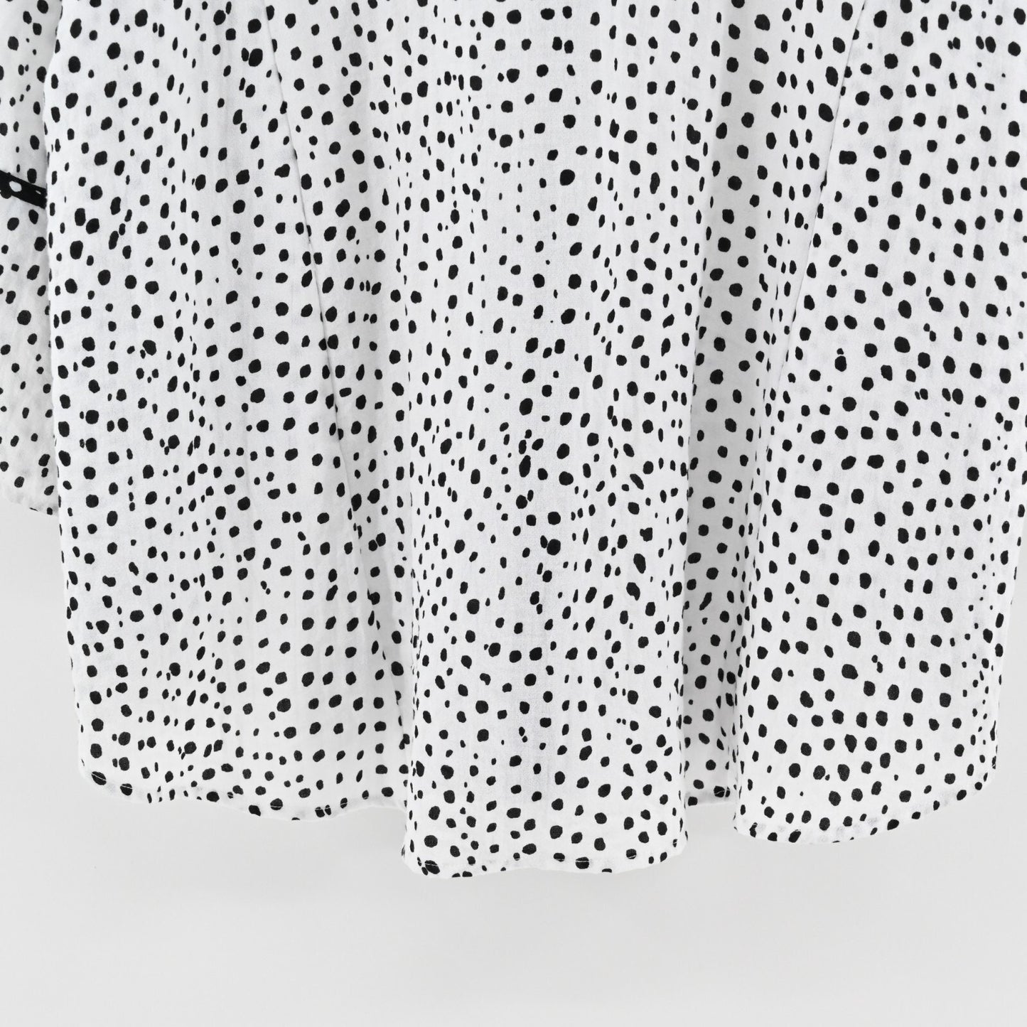 HABITAT Womens Polka Dot Top Sz L White Black Button Retro Lagenlook Art to Wear
