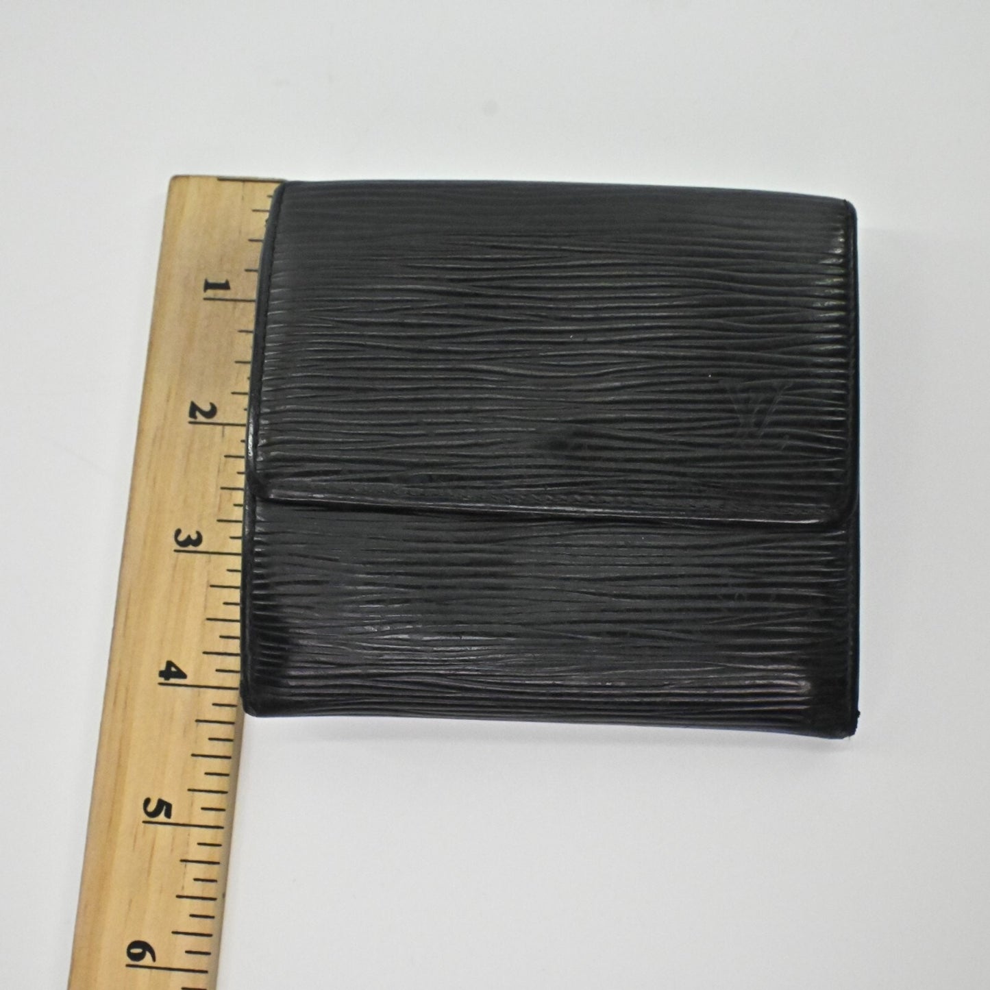 Vtg LOUIS VUITTON Wallet Epi Leather Elsie Black Leather Small Billfold LV Logo