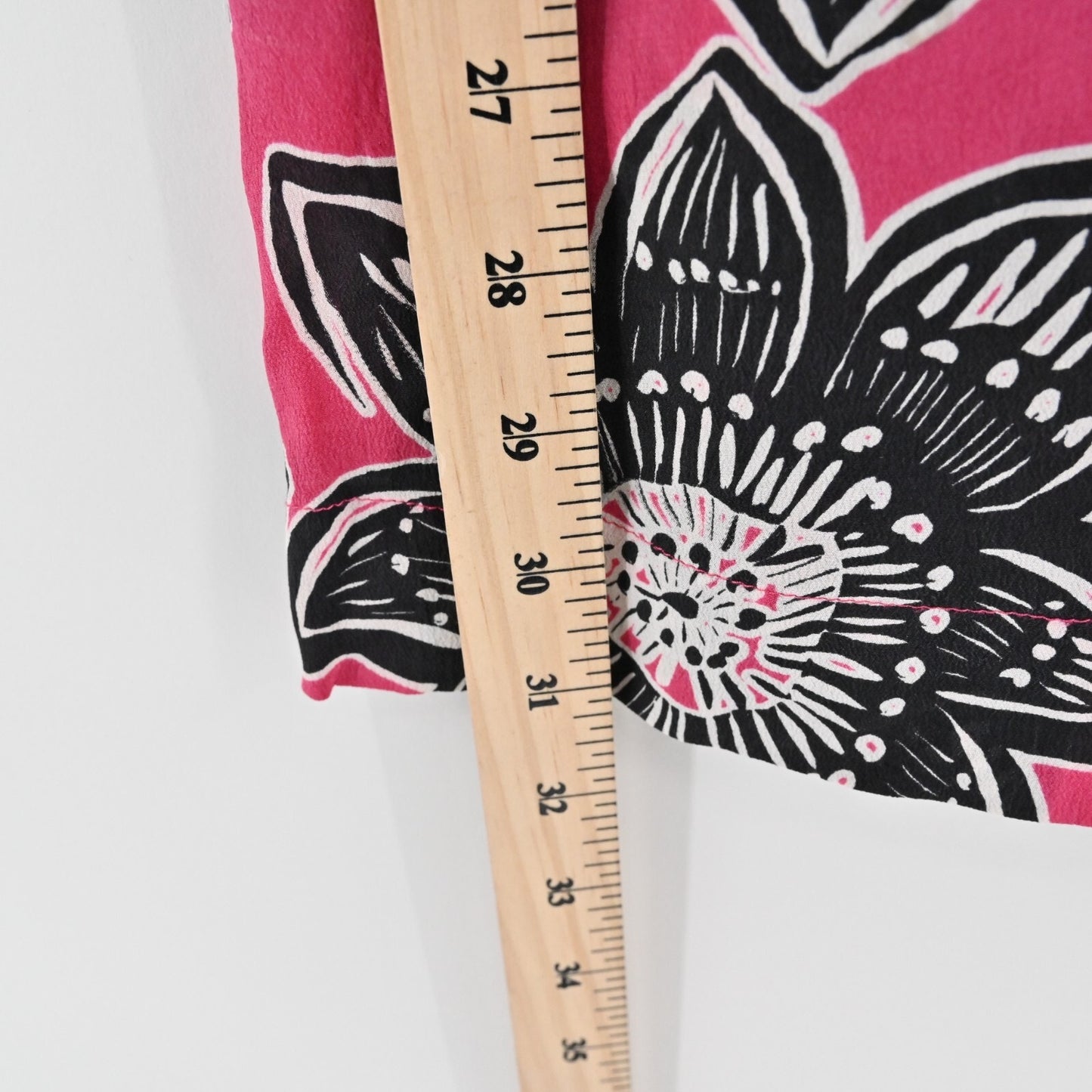 Hobbs Dress Sz S Silk Lightweight Pink Black Floral Kimono Style Mini Maximalist