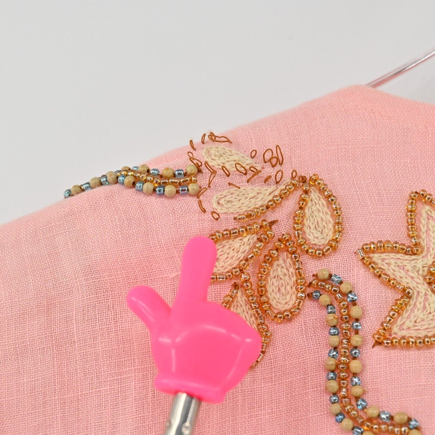 BARBARA GERWIT Top Womens Size M Linen Beaded Detail Pink Tunic Split VNeck