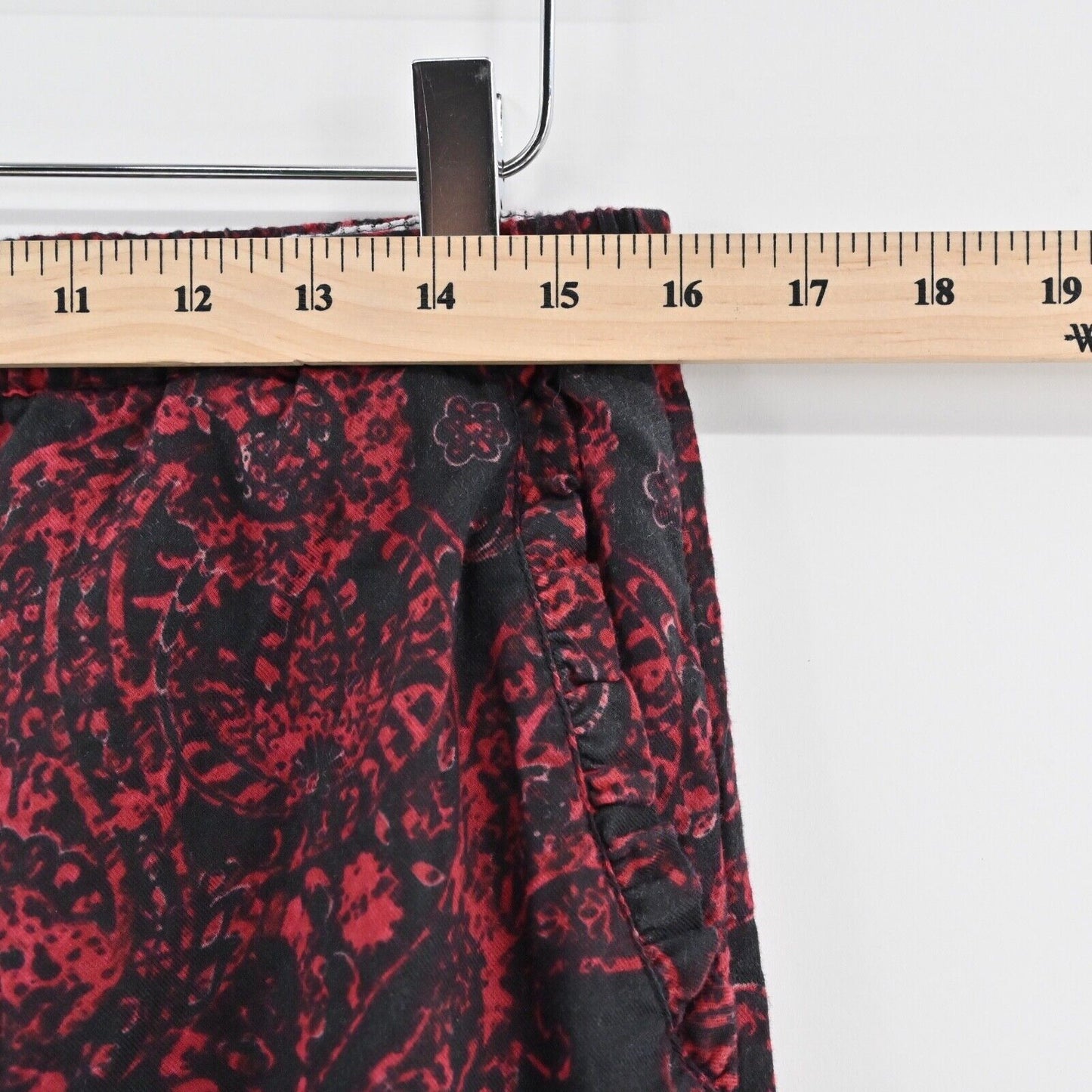 SOFT SURROUNDINGS Pajamas Womens Size M Red Paisley Cotton Elastic Waist Pants