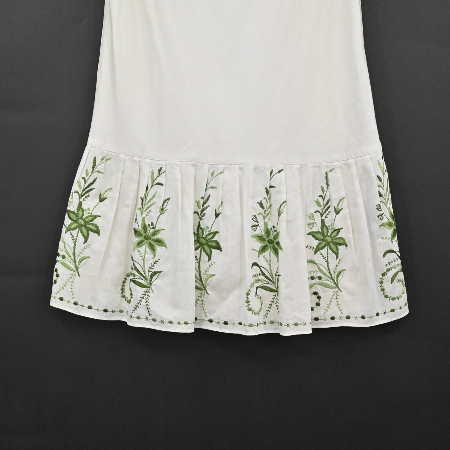Vtg ANN TAYLOR Embroidered Skirt Size 4P Petites Ivory Green Flower Tiered ALine