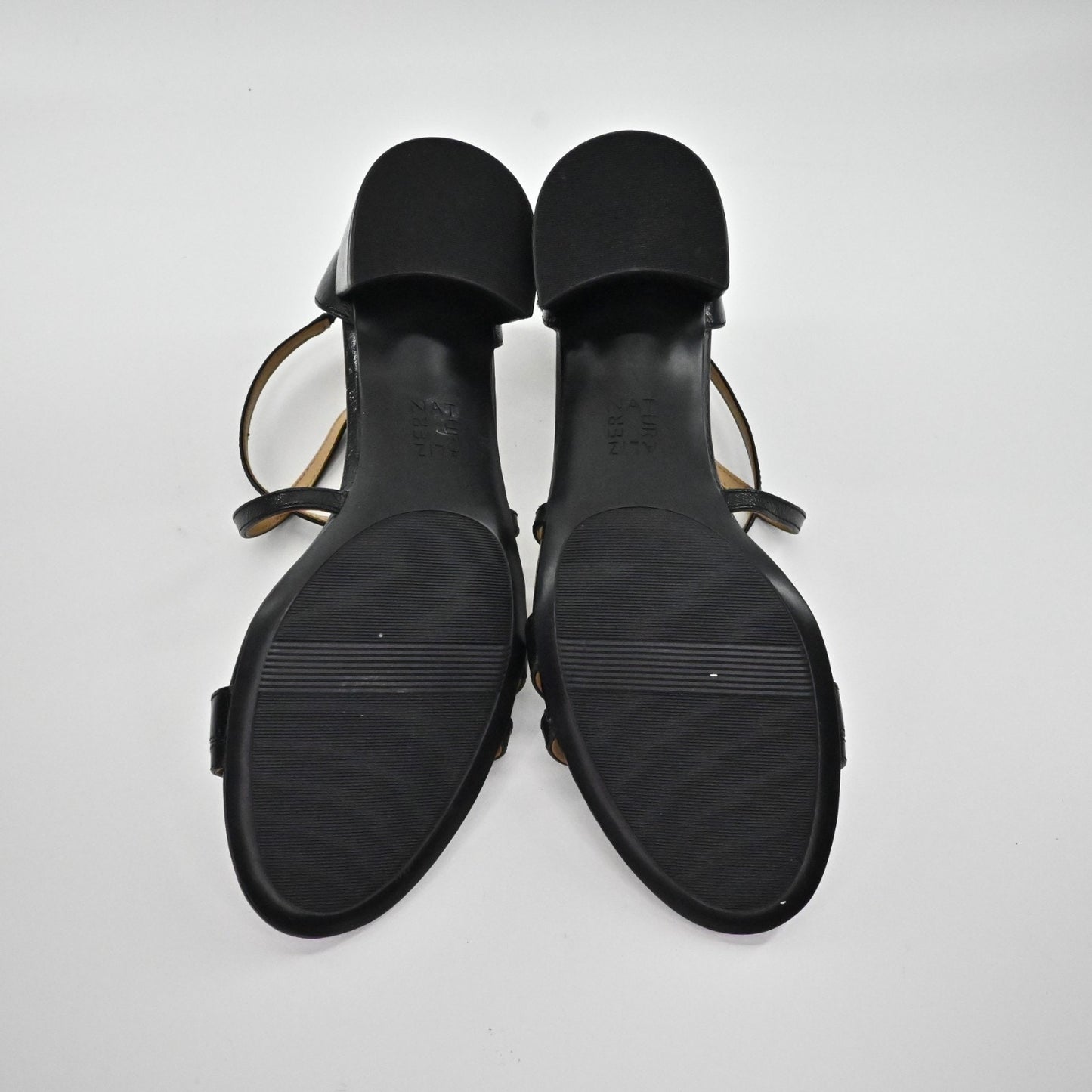 Naturalizer Womens June Strappy Low Block Heels Size 9.5W Black Leather Sandal