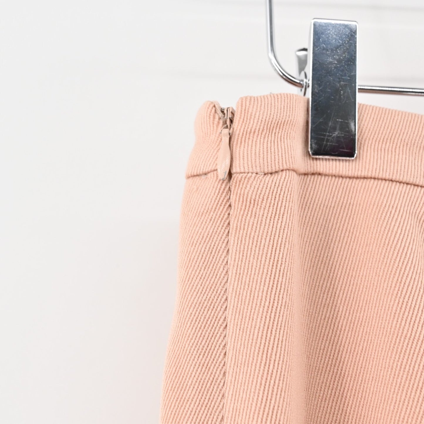 LUCA LUCA Pants Womens Size 44 Wool Solid Peach Cuffed Hem Relaxed Leg Trousers