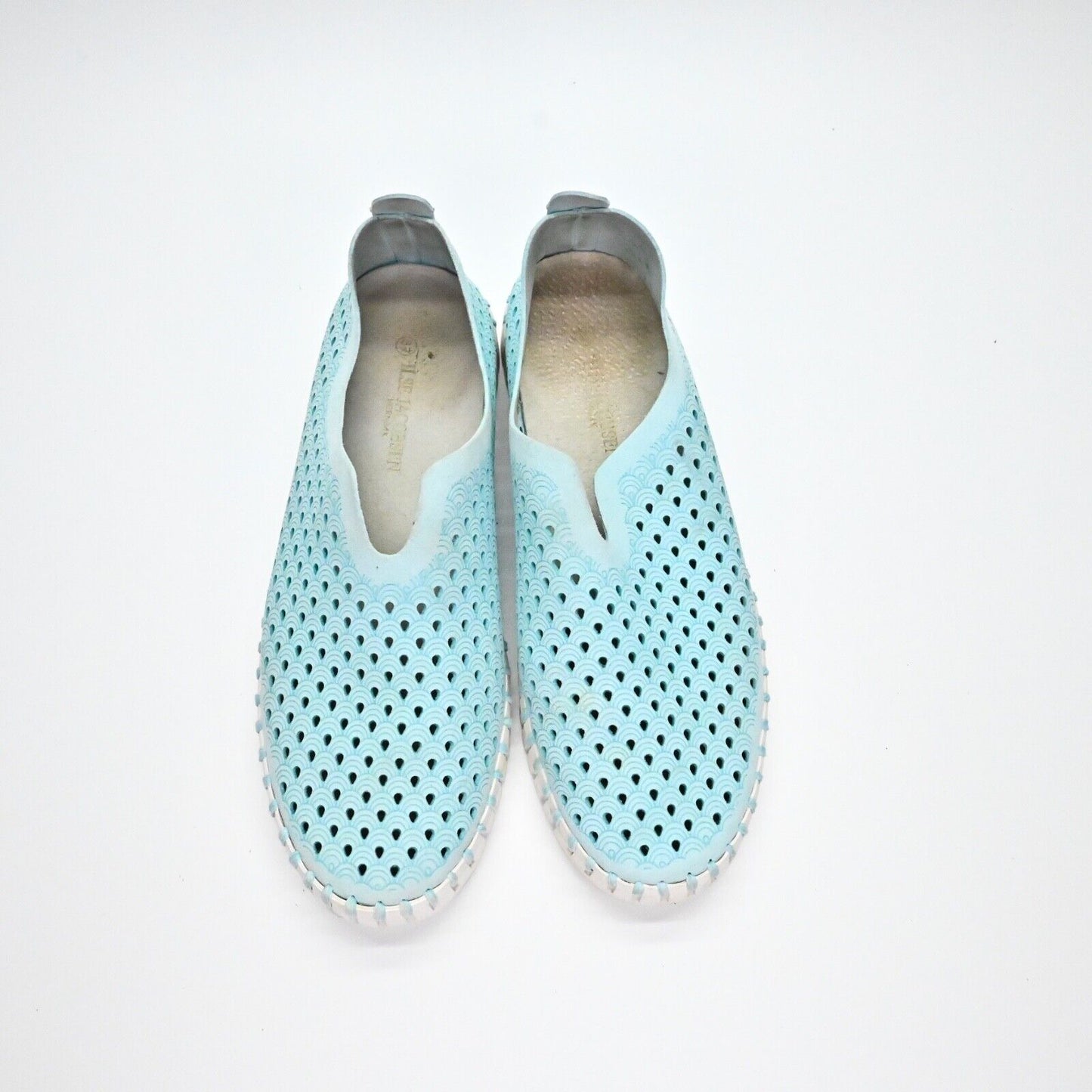 ISLE JACOBSEN Sneakers Womens Size 37 Blue Perforated Tulip Slip On Boat Beach