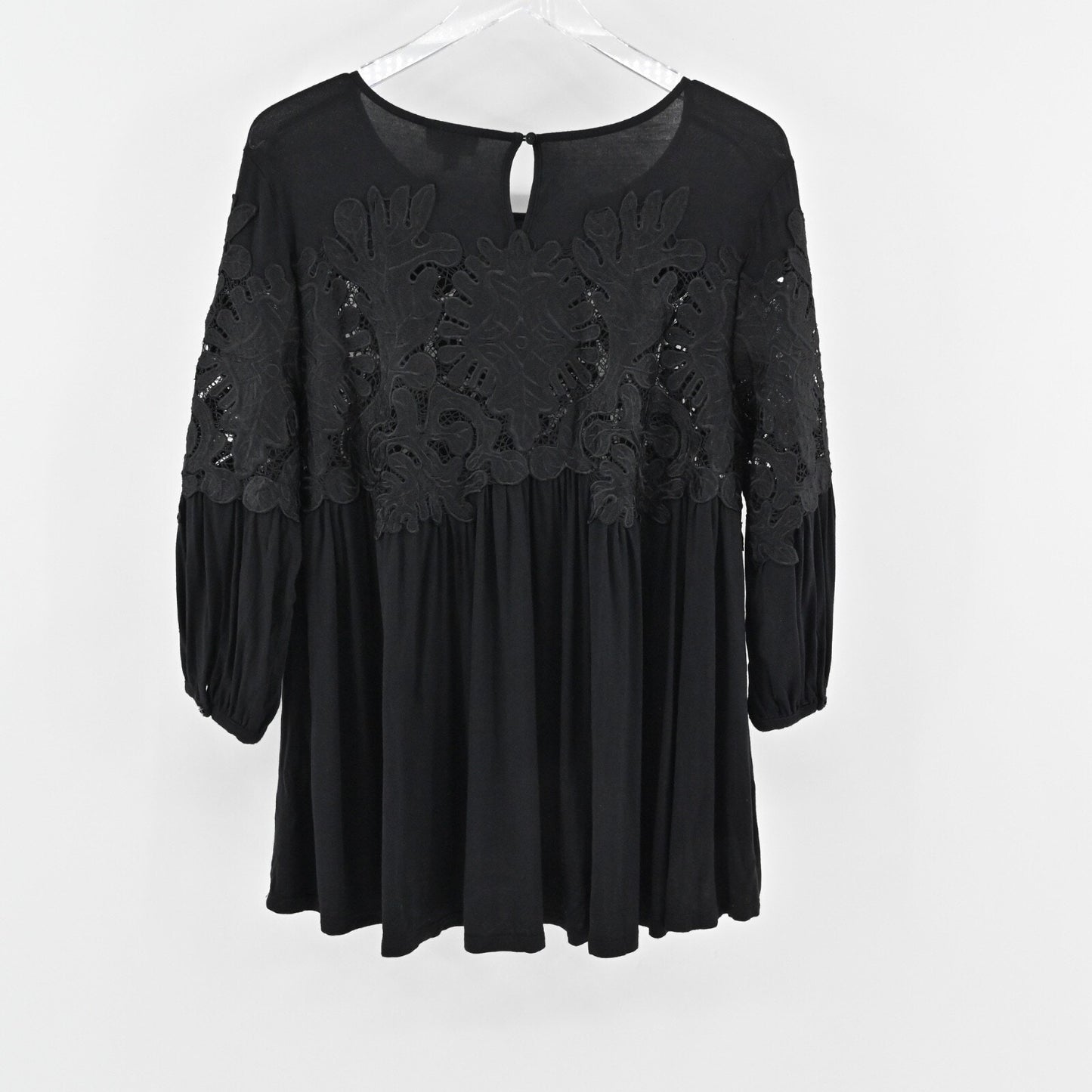 ANTHROPOLOGIE Top Womens Size M Black Crochet Lace Desi Babydoll Boho DELETTA