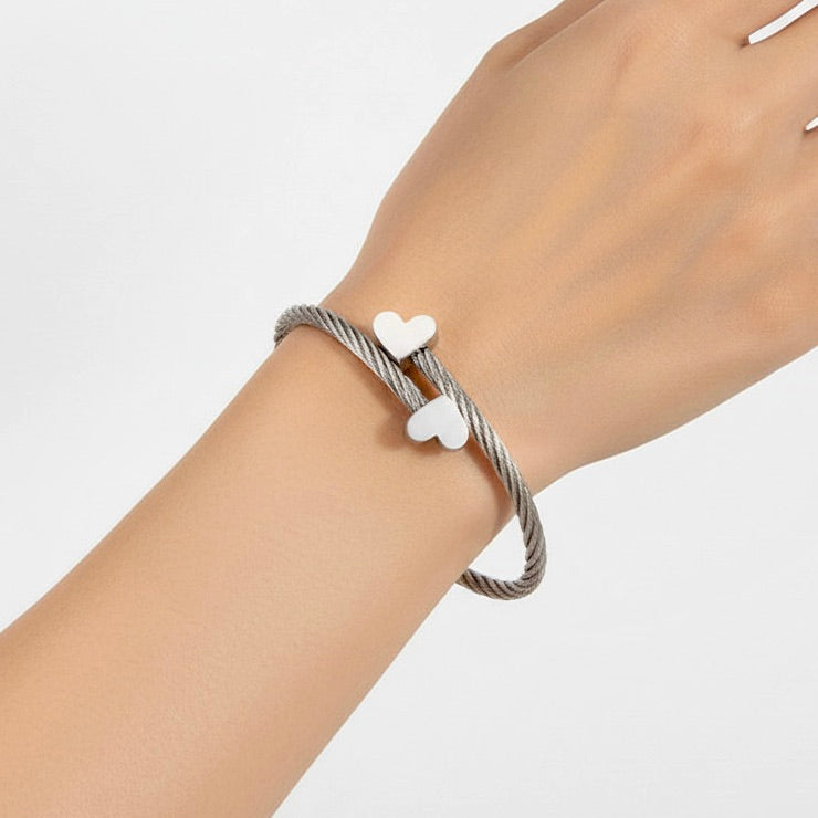 Heart Charm Link Bracelet Toggle Clasp - Silver