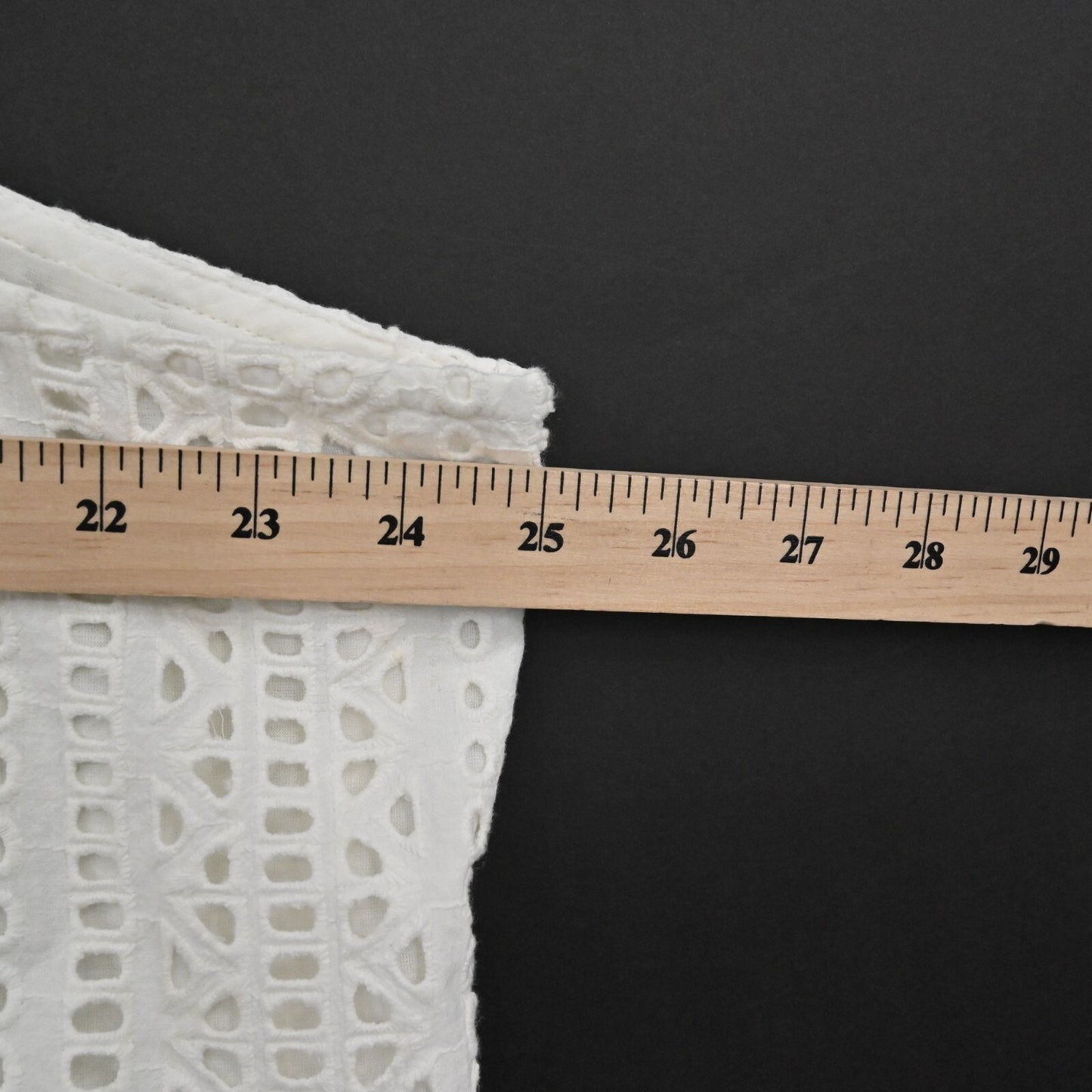 SUNDANCE Womens Eyelet Top Size XXL Sleeveless Sugar Sand Ivory Pom Pom Blouse
