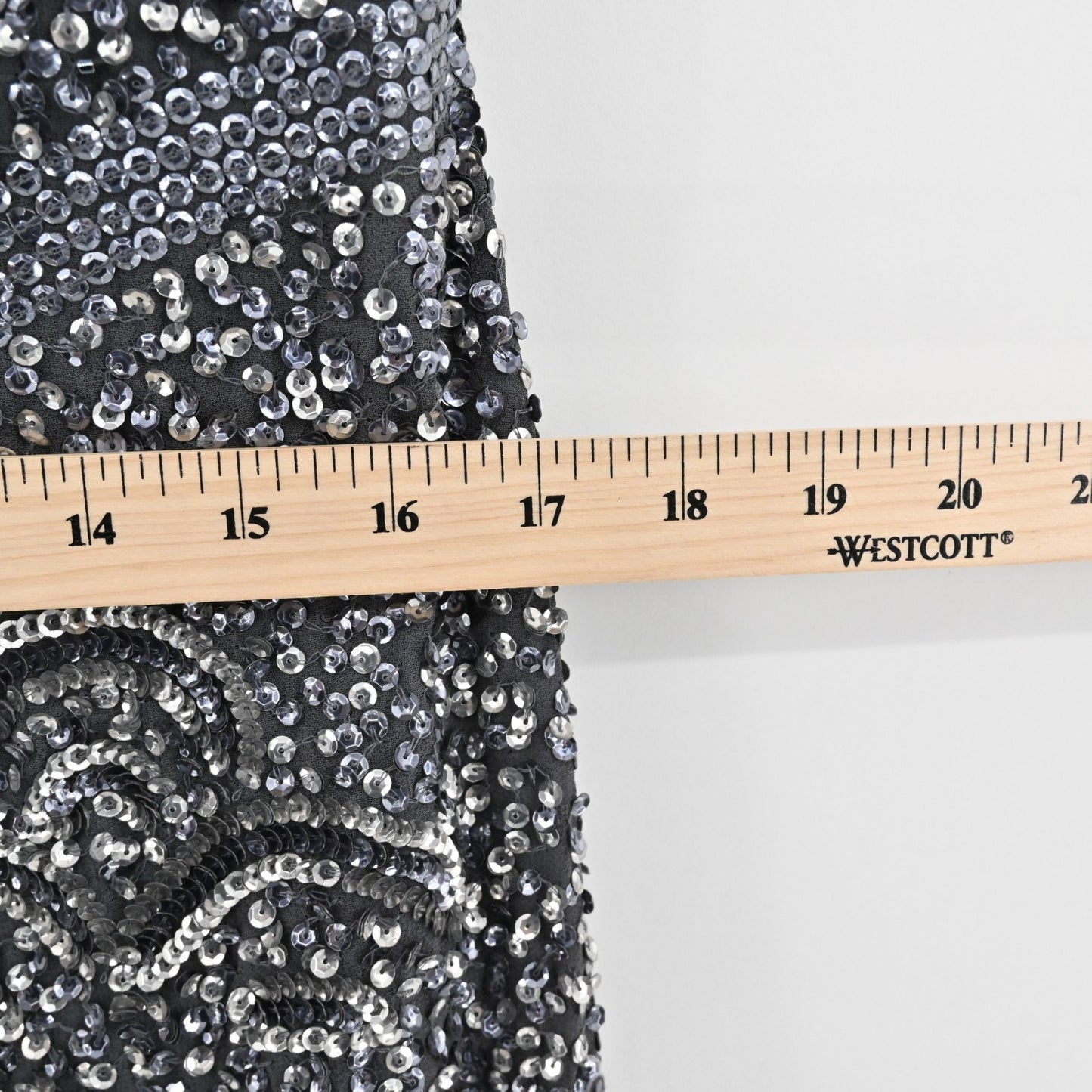 AIDAN MATTOX Sequin Maxi Dress Sz 10 VNeck Sleeveless Embellished Gunmetal Gown
