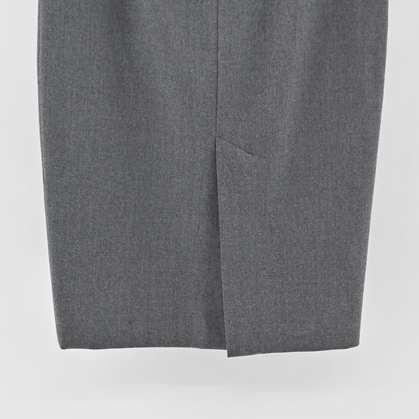 LES COPAINS Gray Wool Skirt Size 46 Knee Length Pencil Minimalist Career Luxury