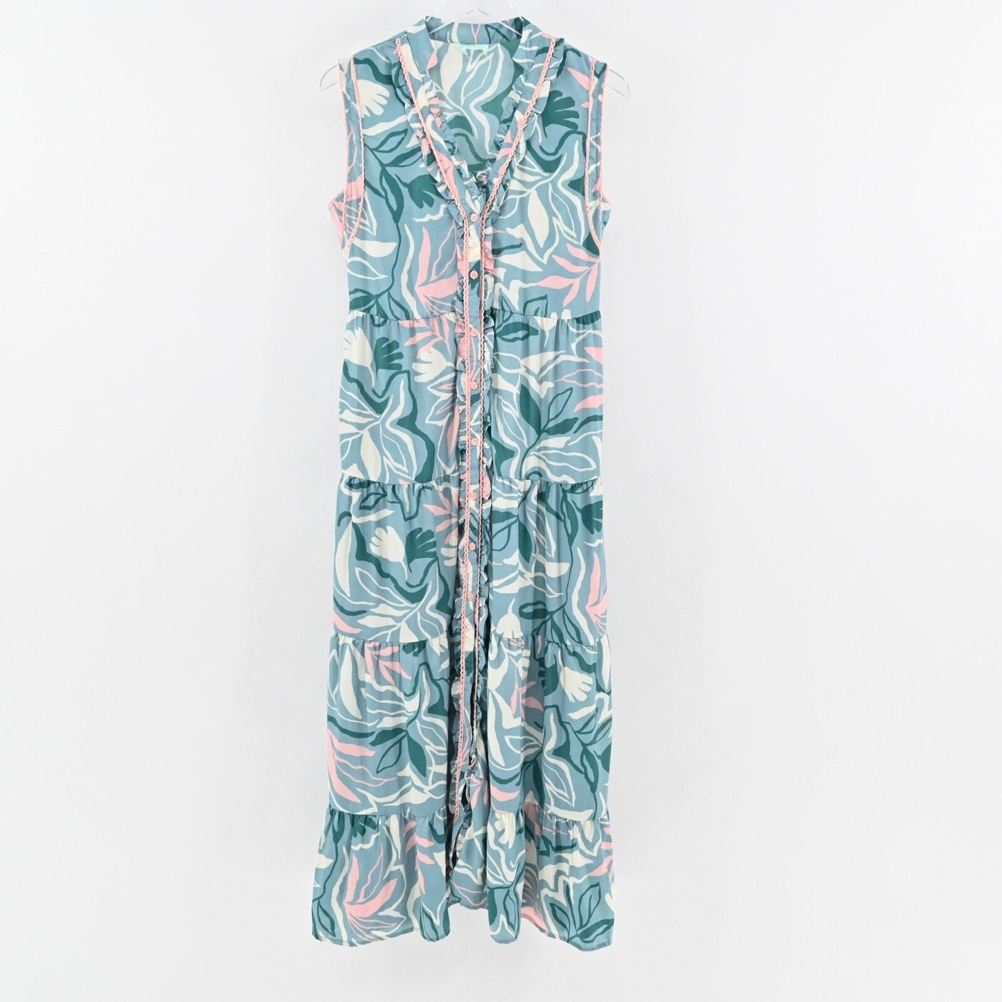 TRUE DESTINATIONS Maxi Dress Size M Blue Floral Tiered Ruffle Sleeveless Button