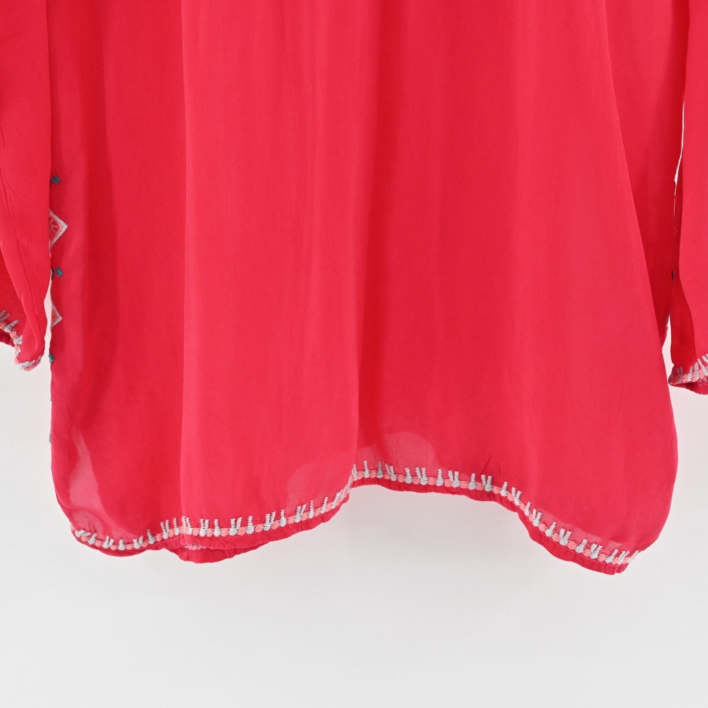 JOHNNY WAS Vanessa Embroidered Top Womens Size L Red Rayon Tunic Boho Blouse