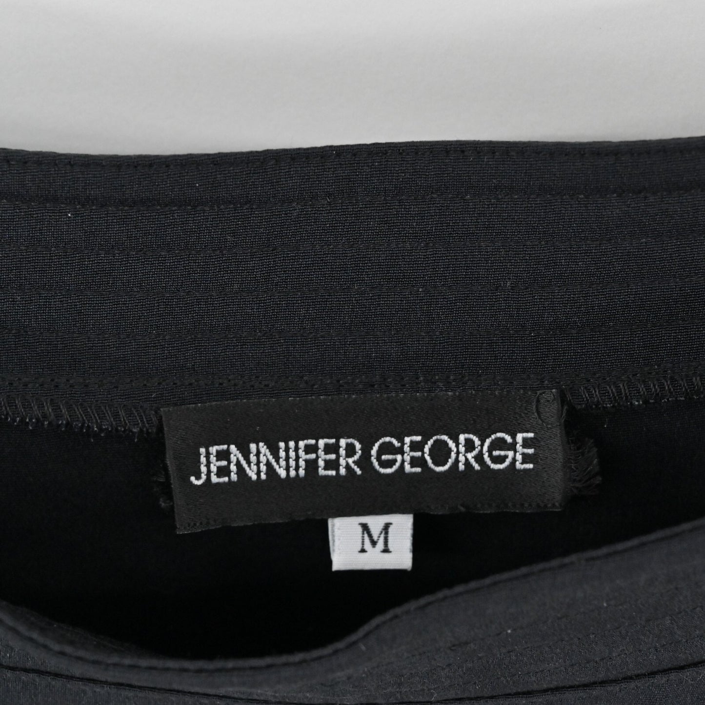 JENNIFER GEORGE Dress Size M Solid Black Silk Bateau Neck Long Sleeve Shift