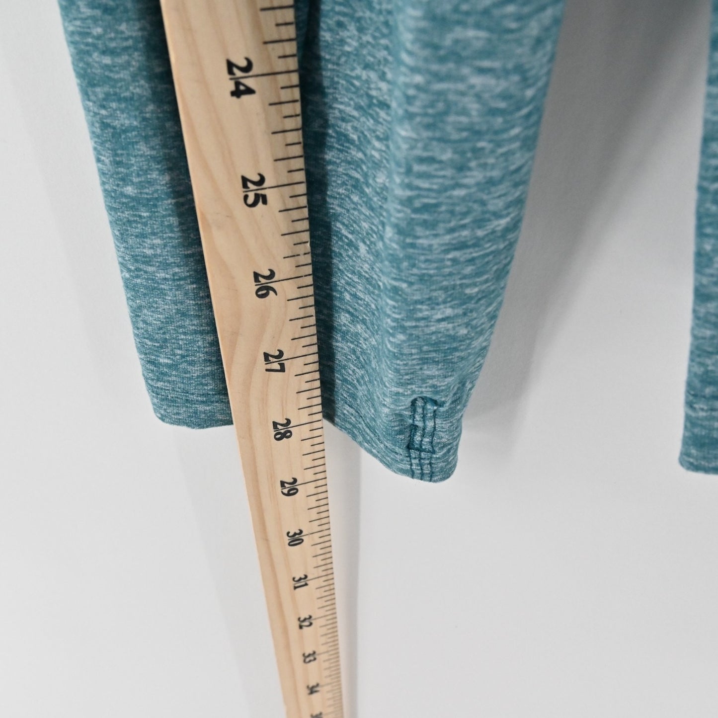 Lululemon Mens Surge Warm Long Sleeve Top Size XL Heathered Blue Zip Pocket Logo