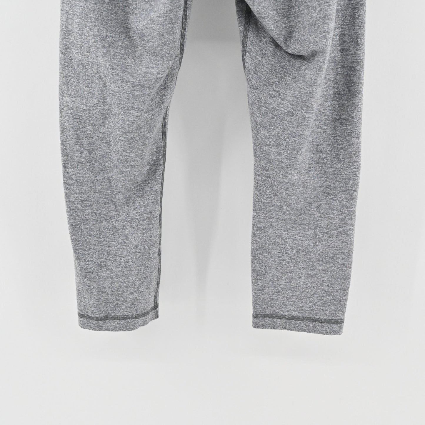 Lululemon Womens Cropped Leggings Size 8 Heathered Gray Activewear Athletic Logo