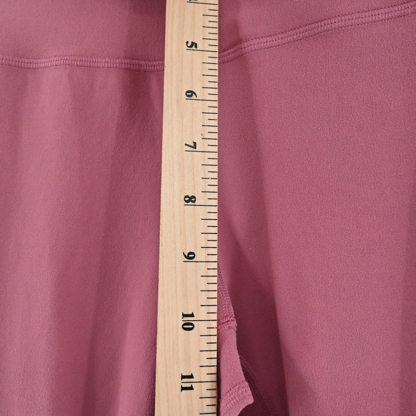 Lululemon Womens Align Crop 21" Leggings Size 8 Pink Stretch Athletic Logo
