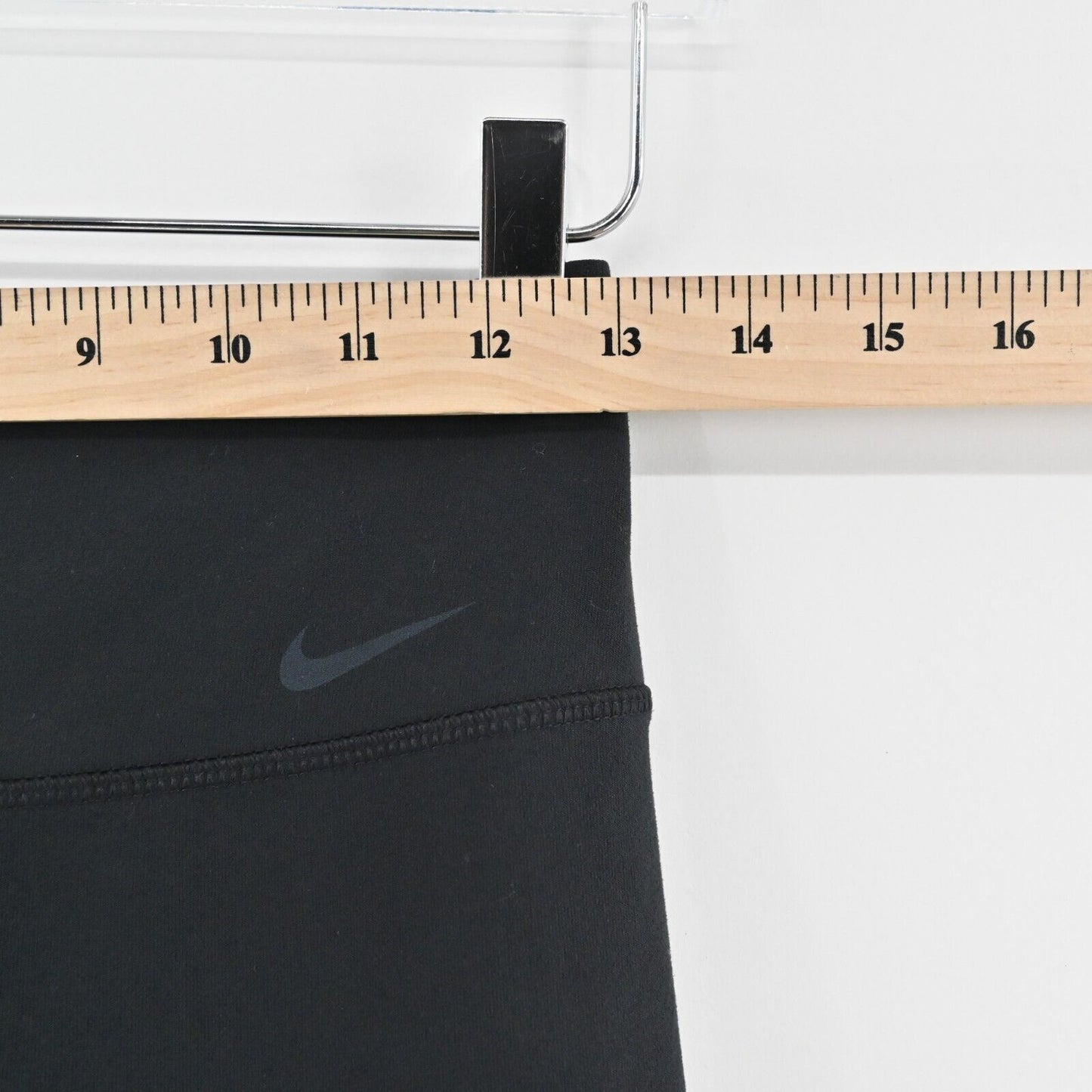 NIKE Pants Womens Size S Black Dri Fit Cropped Stretch Pull On Activewear