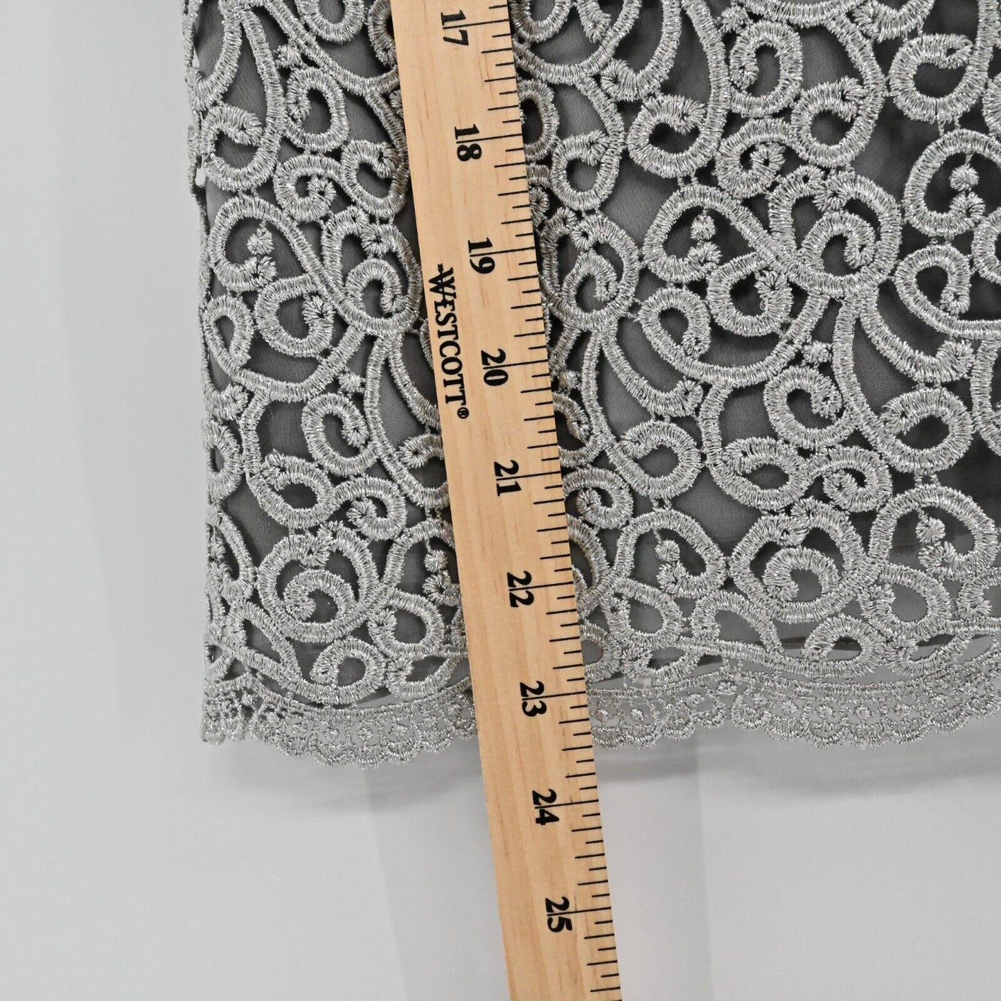 ANNE KLEIN Skirt Suit Womens Size 2 Silver Lace Two Piece Matching Set Tank