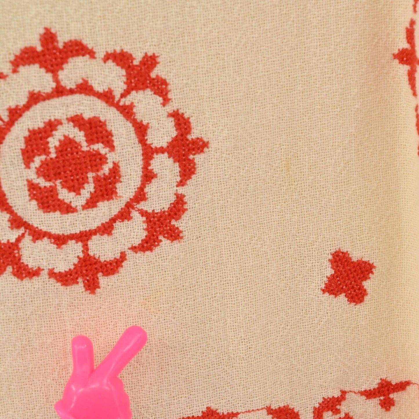 LUCKY BRAND Top Womens Size M Beige Red Embroidered Sleeveless Scoop Neck Tank