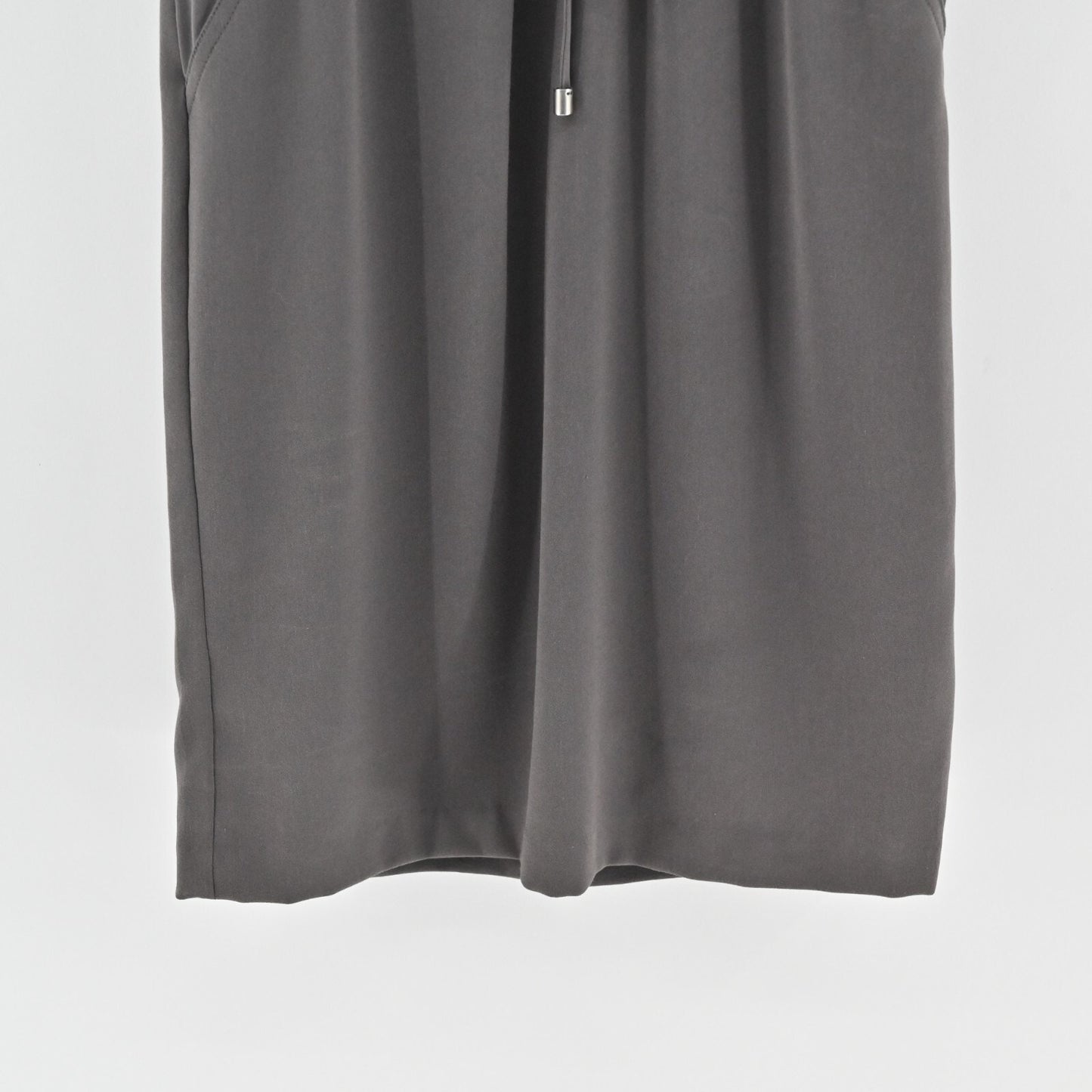 ST JOHN Dress Size 0 Gray Cinch Tie Waist Bateau Neck Classic Quiet Luxury Retro