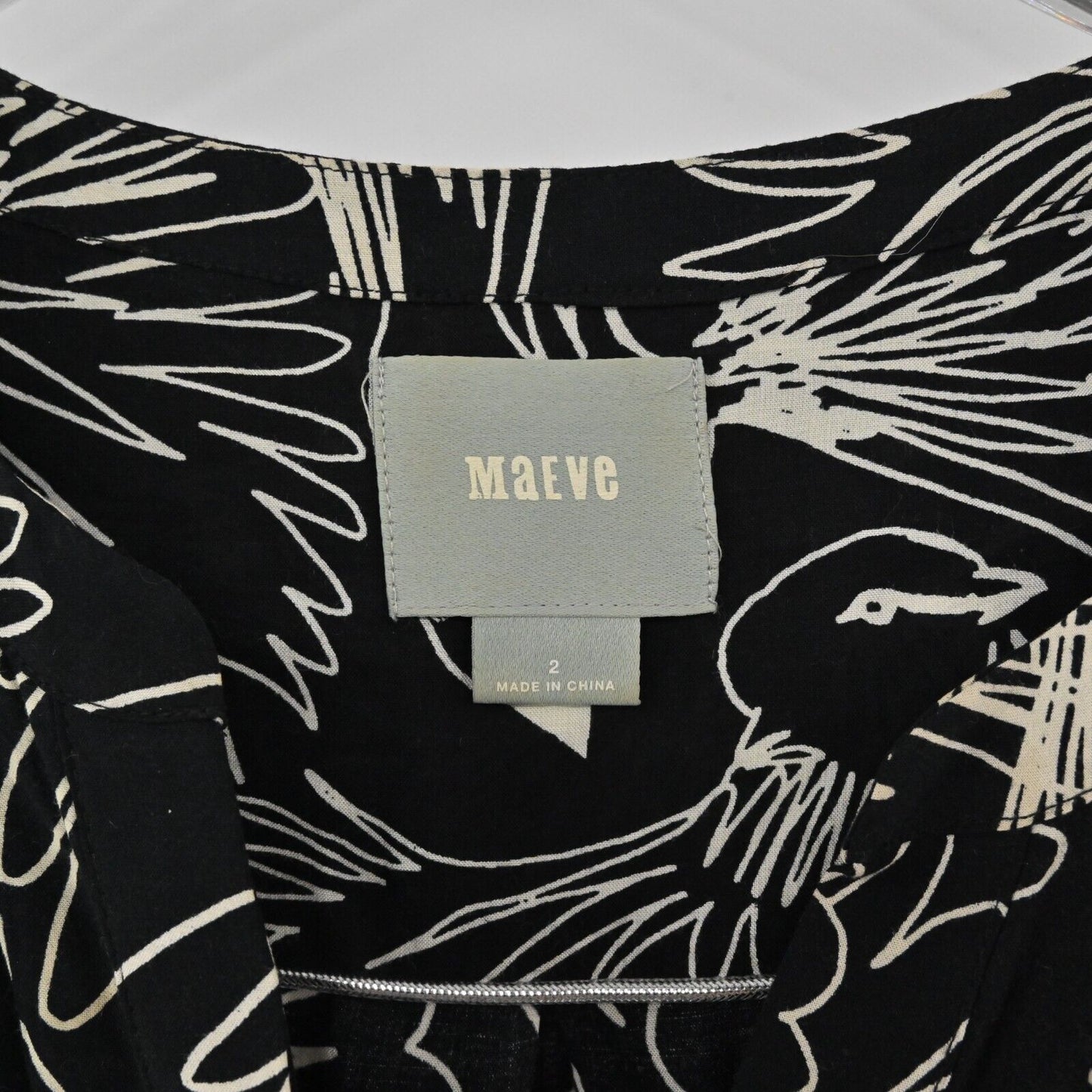 ANTHROPOLOGIE Top Womens Size 2 Maeve Bird Novelty Print Pleated Pintuck Blouse