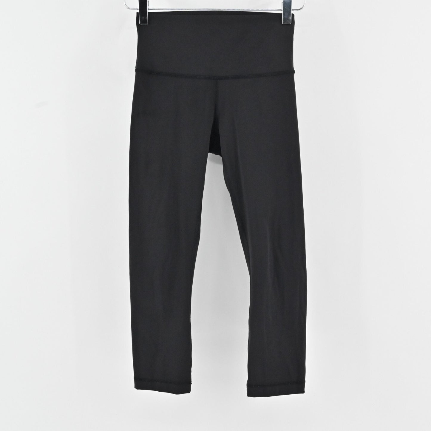 LULULEMON Womens Wunder Under Leggings Size 4 Black Crop Hi Rise Luxtreme Pants