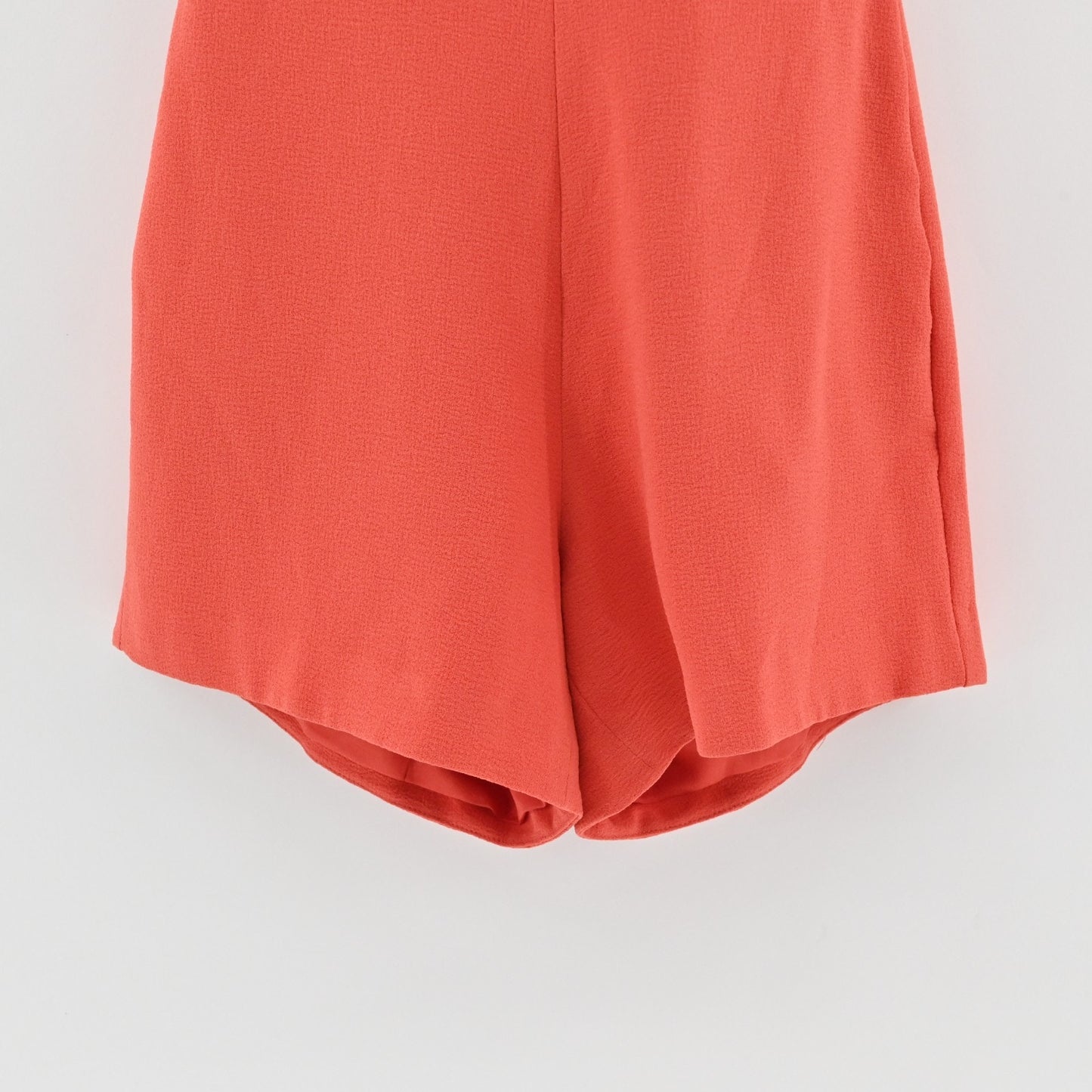 Dress The Population Alexi Halter Romper Womens Size XS Open Back VNeck Poppy