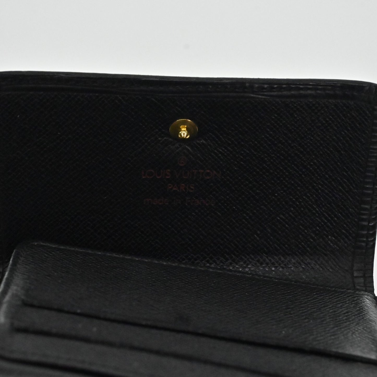 Vtg LOUIS VUITTON Wallet Epi Leather Elsie Black Leather Small Billfold LV Logo