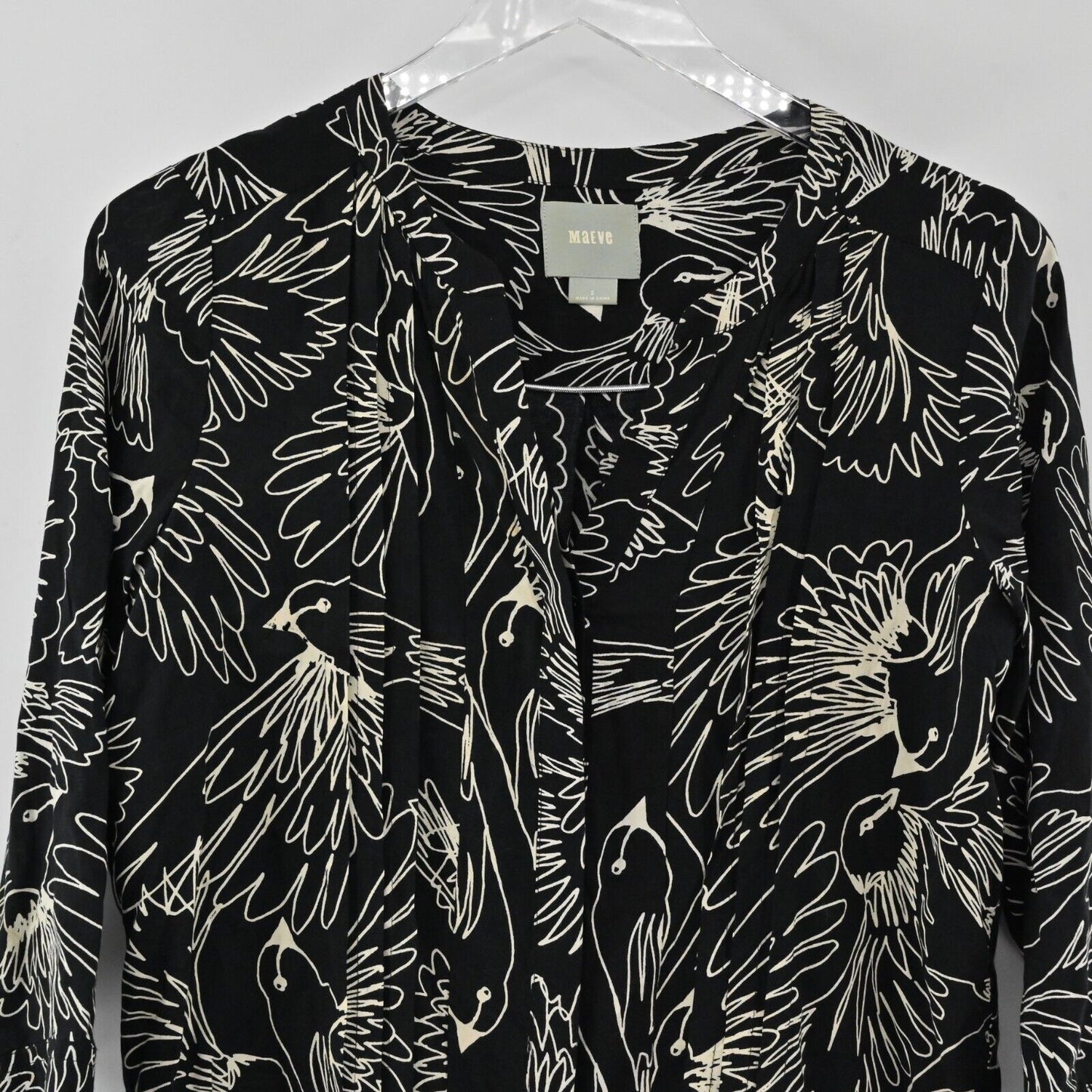 ANTHROPOLOGIE Top Womens Size 2 Maeve Bird Novelty Print Pleated Pintuck Blouse