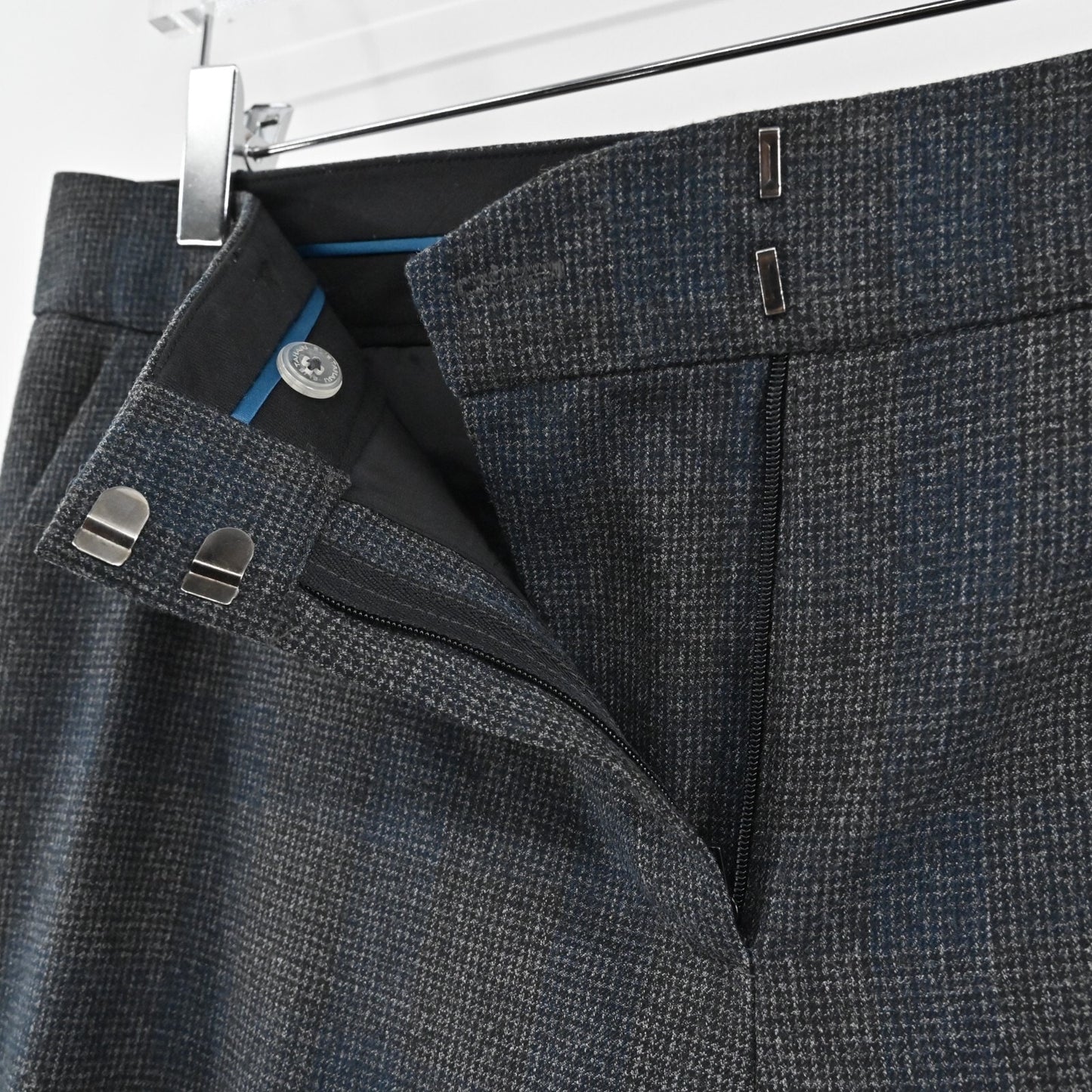 ELIE TAHARI Pants Womens Size 12 Virgin Wool Gray Blue Plaid Straight Trousers