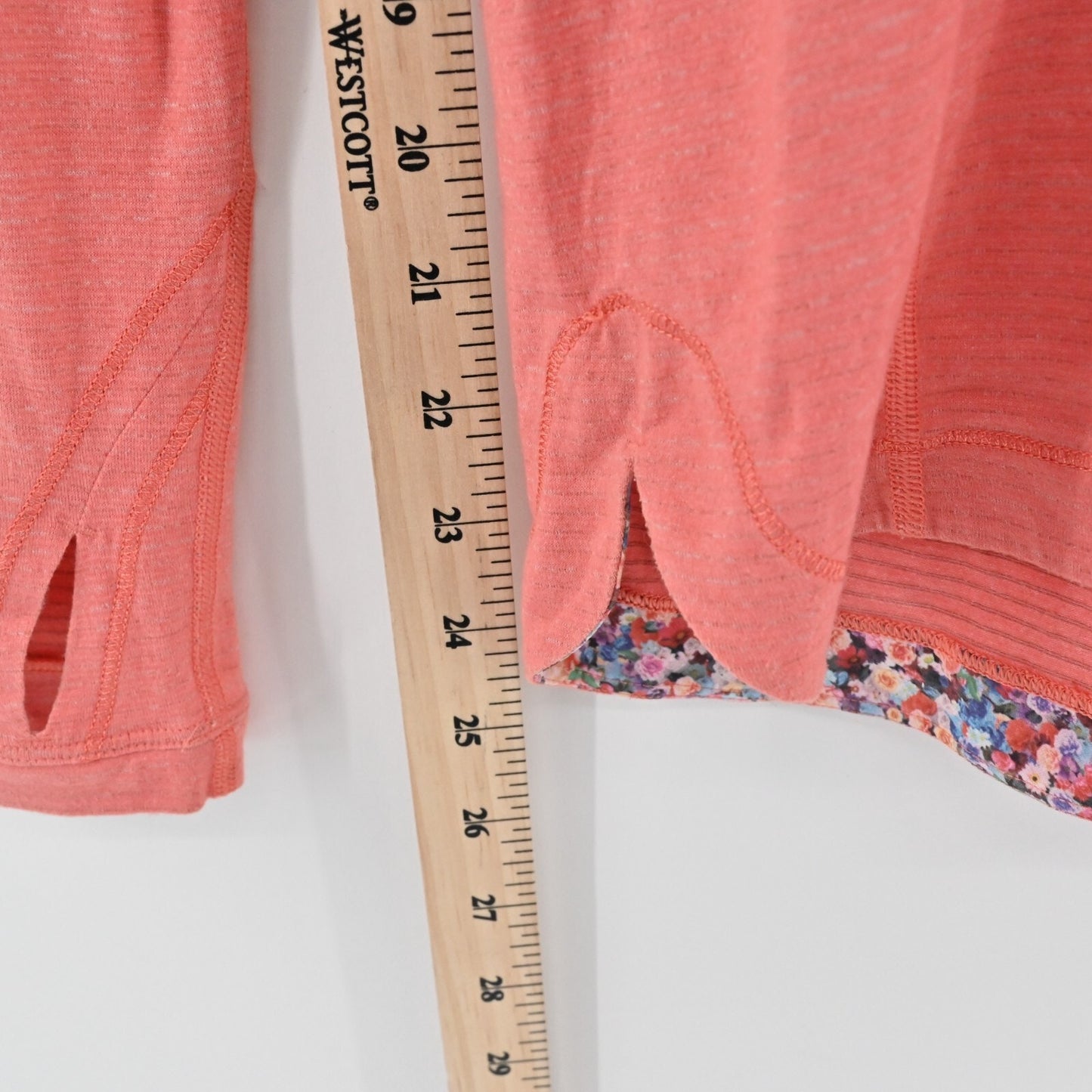LULULEMON Top Womens Size L Turn It Up Coral Logo Athletic Activewear Running