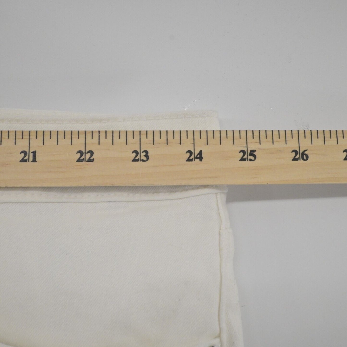 TORRID Shorts Womens Sz 26 Cutout Embroidery Skinny Vintage Stretch White Denim