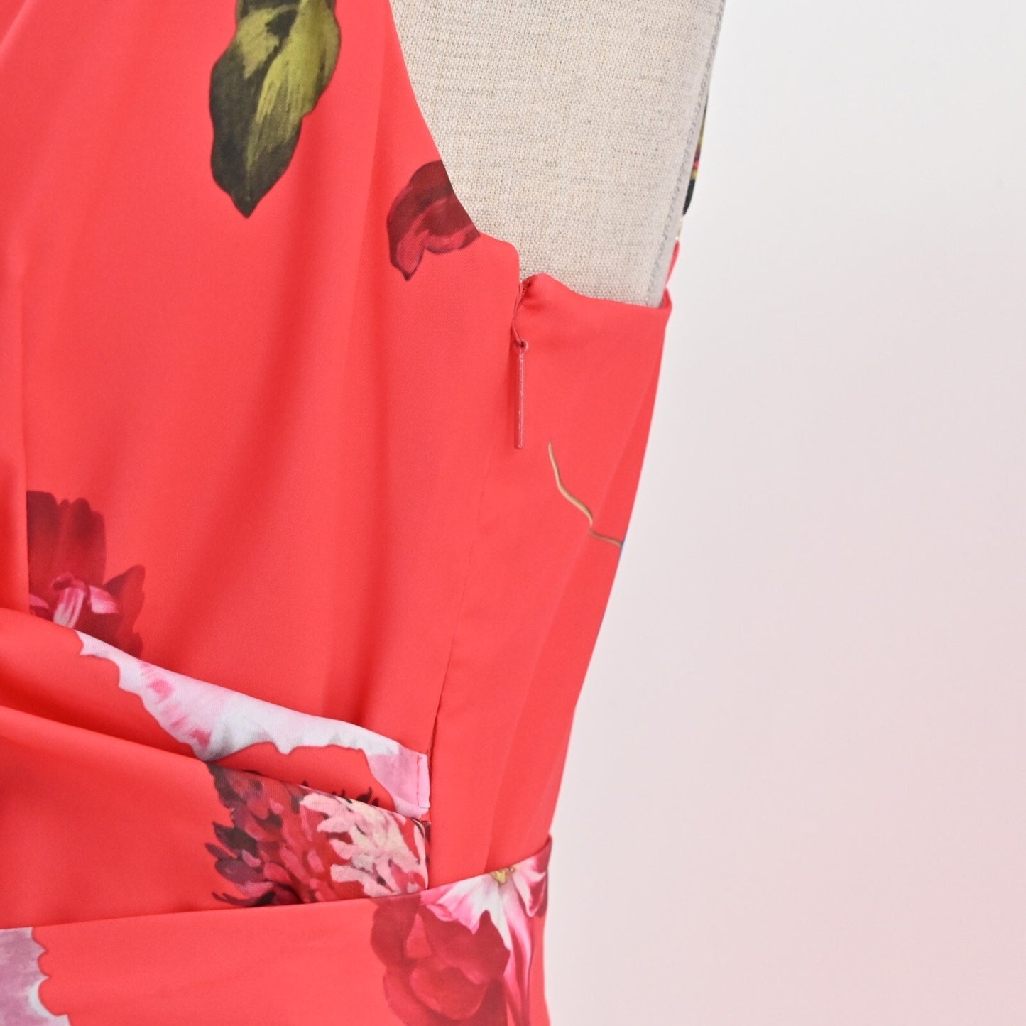 TED BAKER Jumpsuit Womens Size S Piiper Wrap Belted Berry Sundae Red Floral