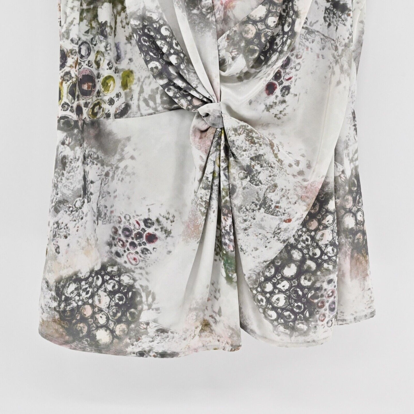 ST JOHN Top Womens Size 8 Gray Mix Print Silk Blend V Neck Faux Wrap Tank Career