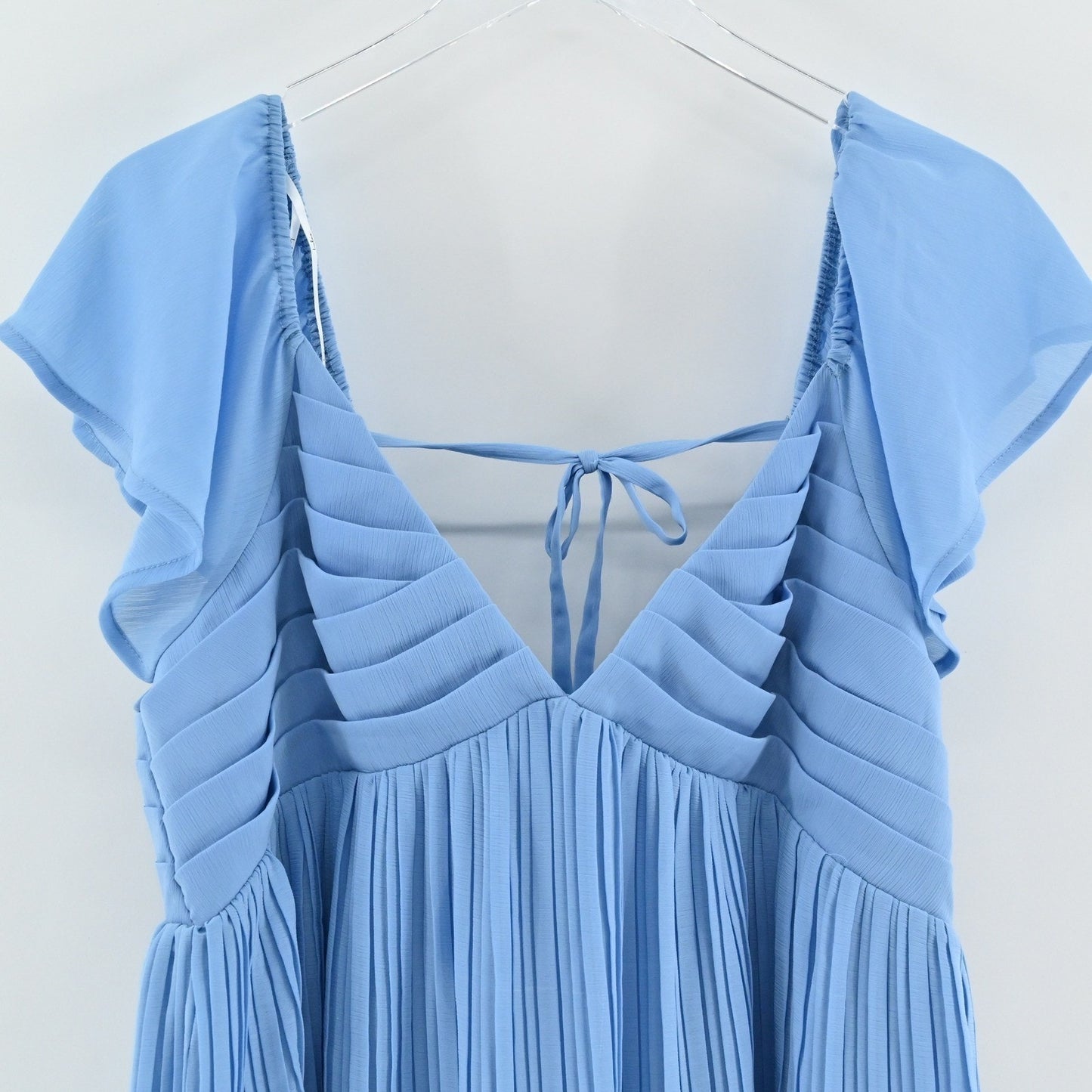 Lulus Womens Pleated Babydoll Dress Size XL Light Blue Romantic Flowy VNeck NEW