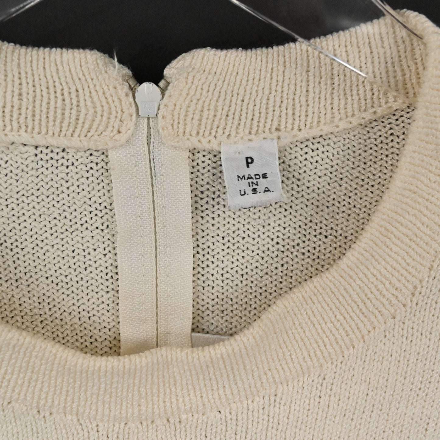 Vtg ST JOHN Womens Santana Sweater Size XS Cream Wool Knit USA 90s Separates