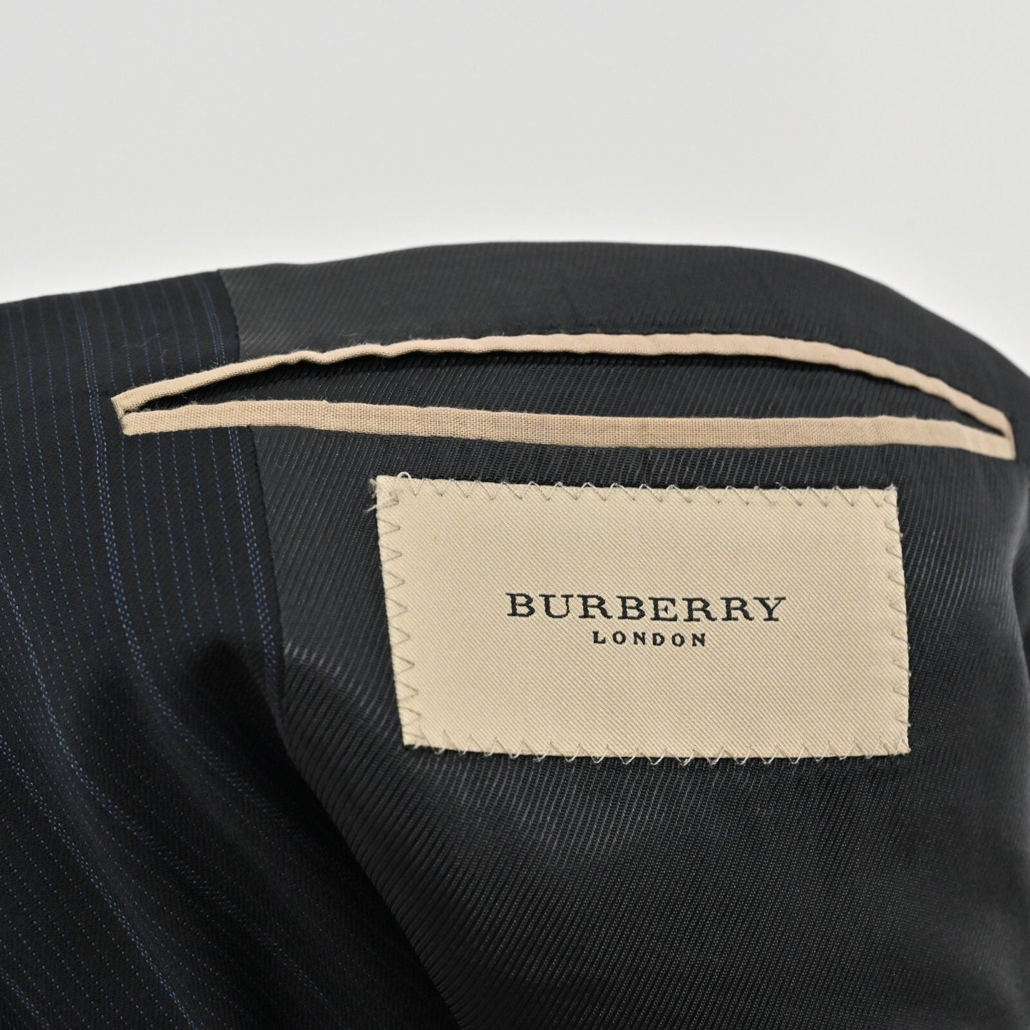 Vtg BURBERRY Mens Pinstripe Blazer Size 42R Wool Sport Coat Black Union Made 90s