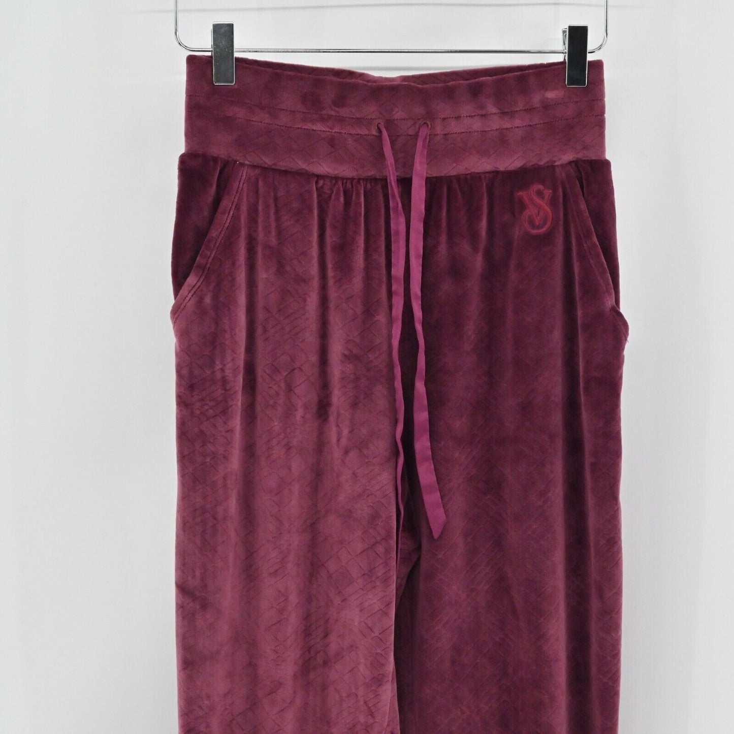 VICTORIAS SECRET Pants Womens XS Maroon Velour Quilted Joggers Loungewear Comfy