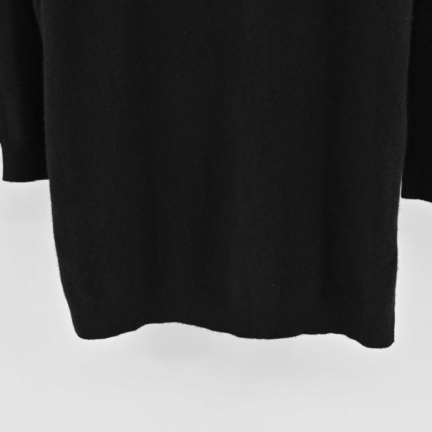 Theory Womens Beninaty Black Cashmere Sweater Size M Longline Tunic Turtleneck
