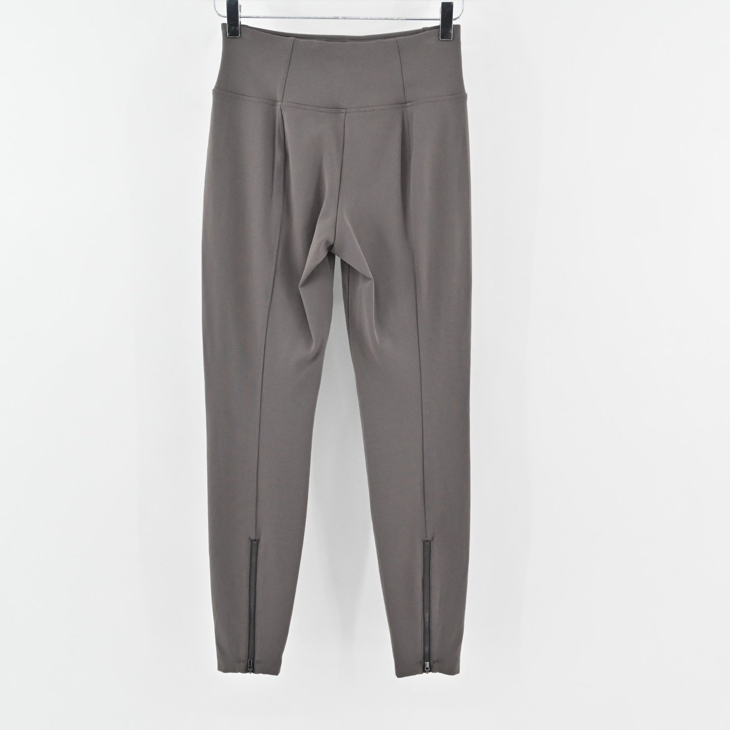 ATHLETA Womens Headlands Hybrid Pants Size 6 Tight Shale Gray Zip Pocket Pull On