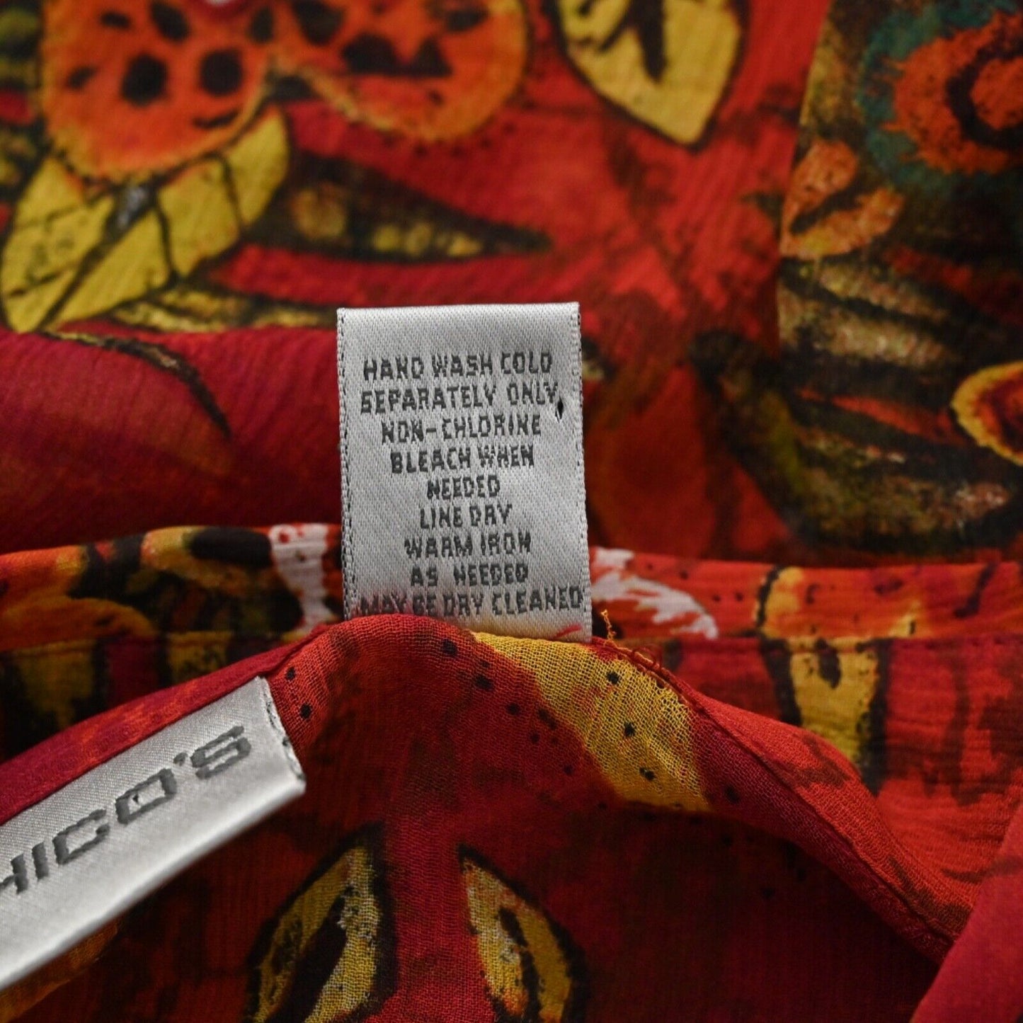 Vtg CHICOS Top Womens Size XL Red Tropical Floral Button Up Silk Bell Sleeve 00s