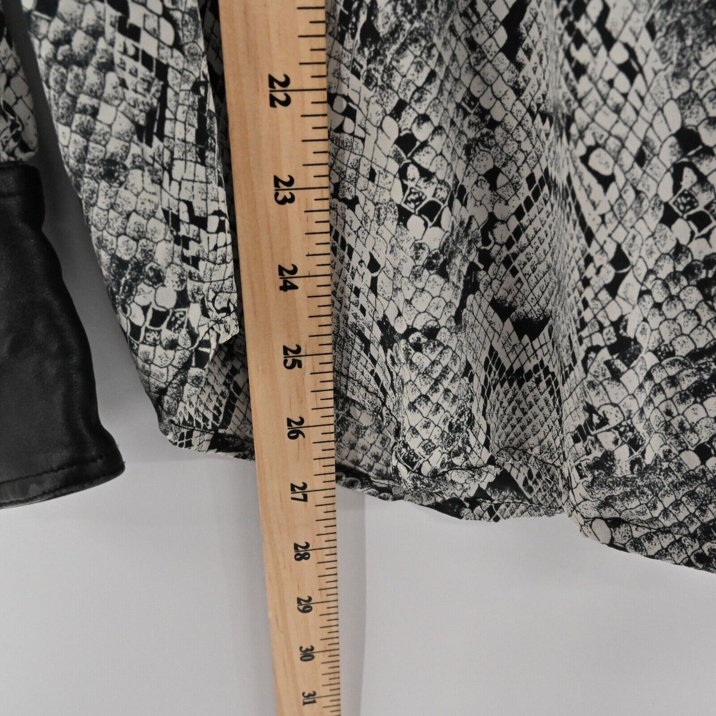 Vtg CACHE Top Womens Sz M Black Snakeskin Print Silk Faux Leather Button Up 90s