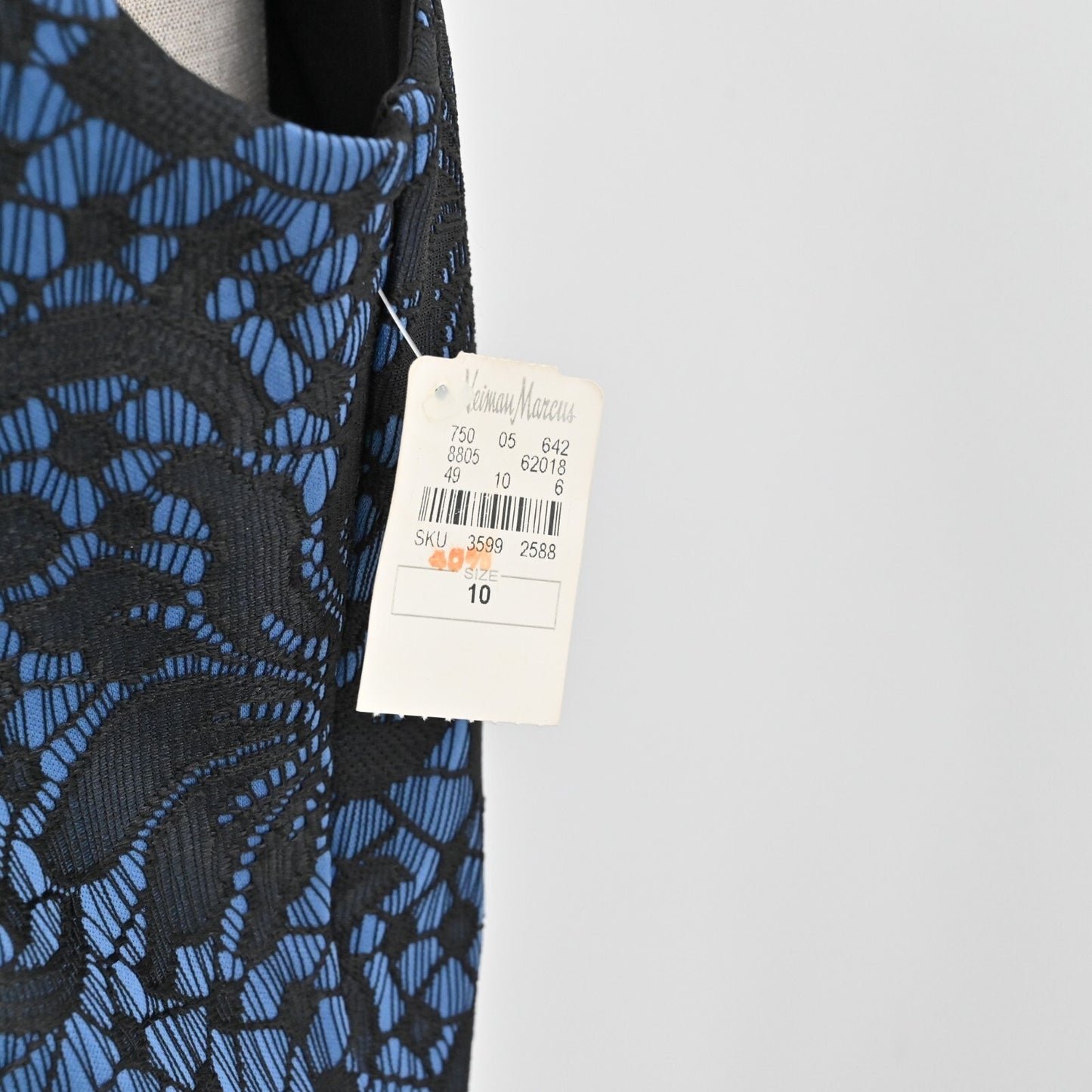 Vtg NEIMAN MARCUS Dress Size 10 Blue Black Floral Lace Sleeveless Flare Retro