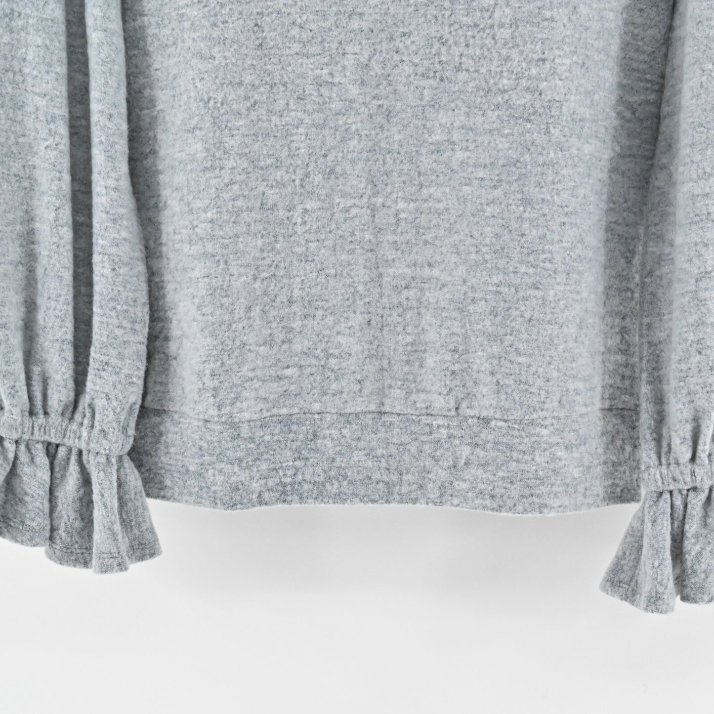 NWOT Anthropologie Sweater Eri Ali Sasha Hacci Top Gray SOFT Ruffle Cozy Size S