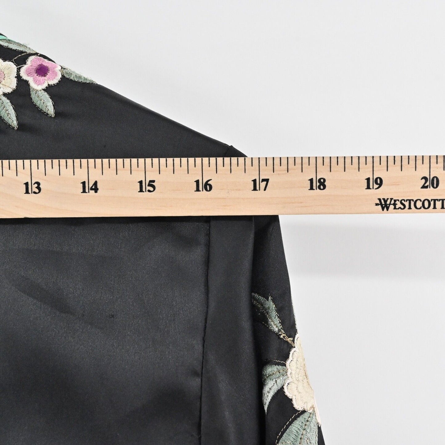 SCOTCH SODA Jacket Womens Size 2 Embroidered Kimono Black Floral Satin Tie Front
