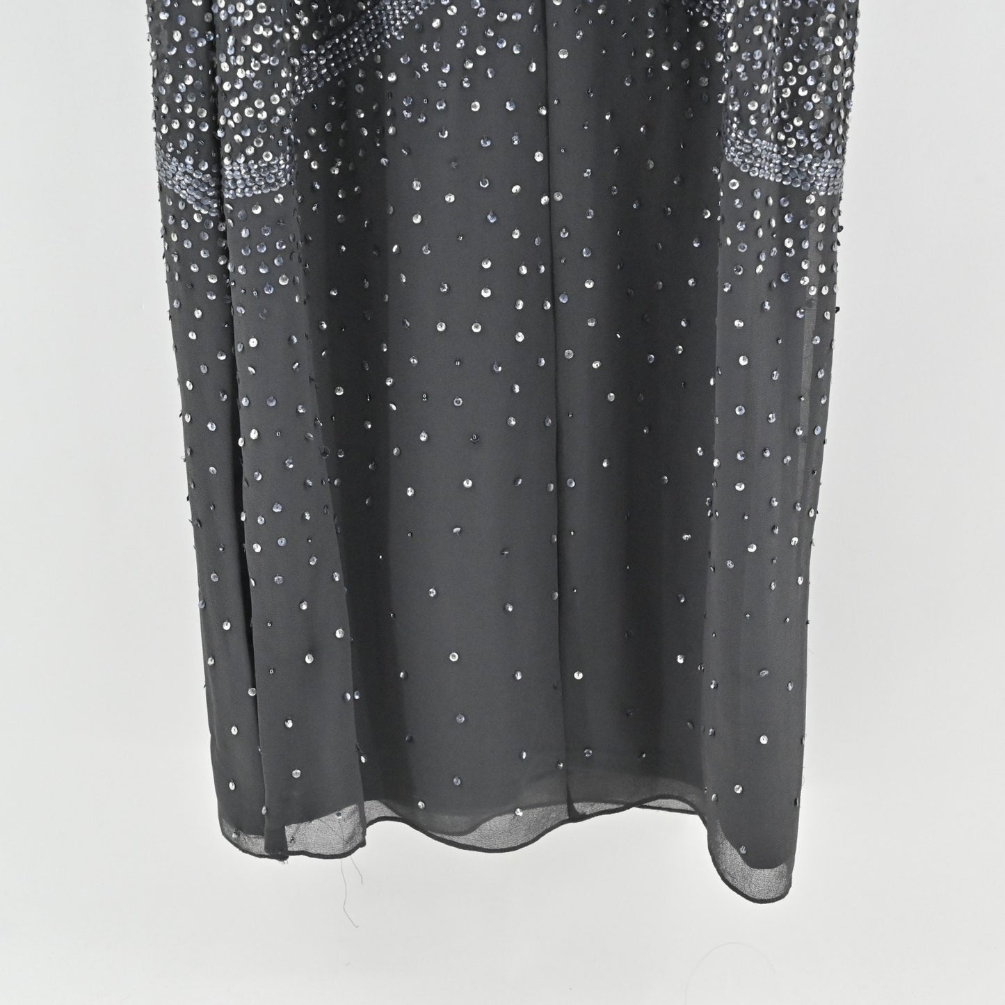 AIDAN MATTOX Sequin Maxi Dress Sz 10 VNeck Sleeveless Embellished Gunmetal Gown