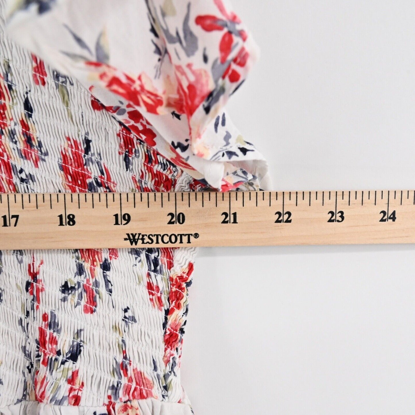 TORRID Dress Size 3X White Red Floral Smocked Tie V Neck Flutter Sleeve Shift