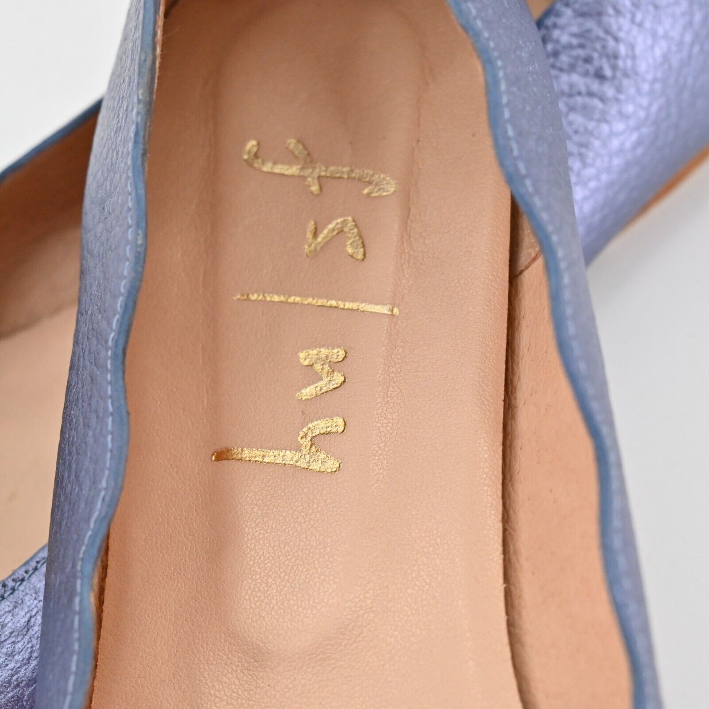 FRENCH SOLE Flats Womens Sz 7B Jigsaw Metallic Purple Leather Scallop Trim FSNY