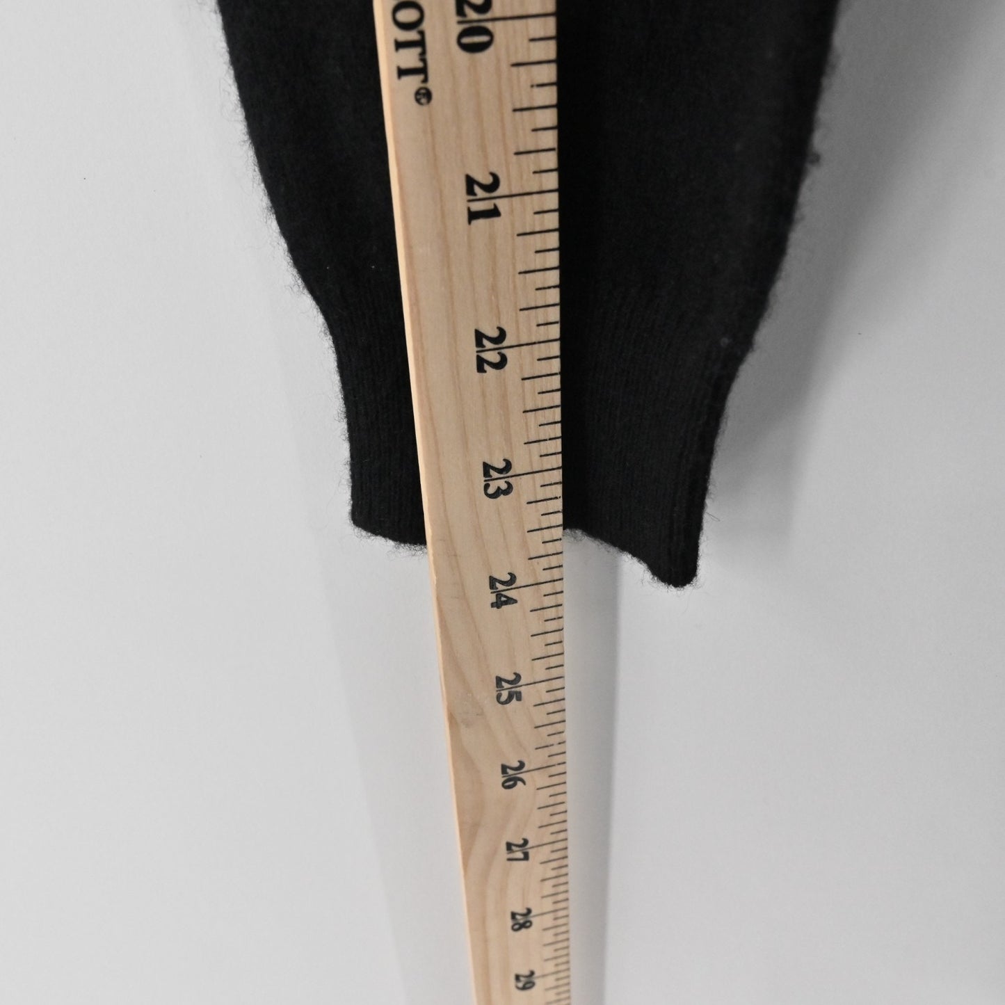 Theory Womens Beninaty Black Cashmere Sweater Size M Longline Tunic Turtleneck