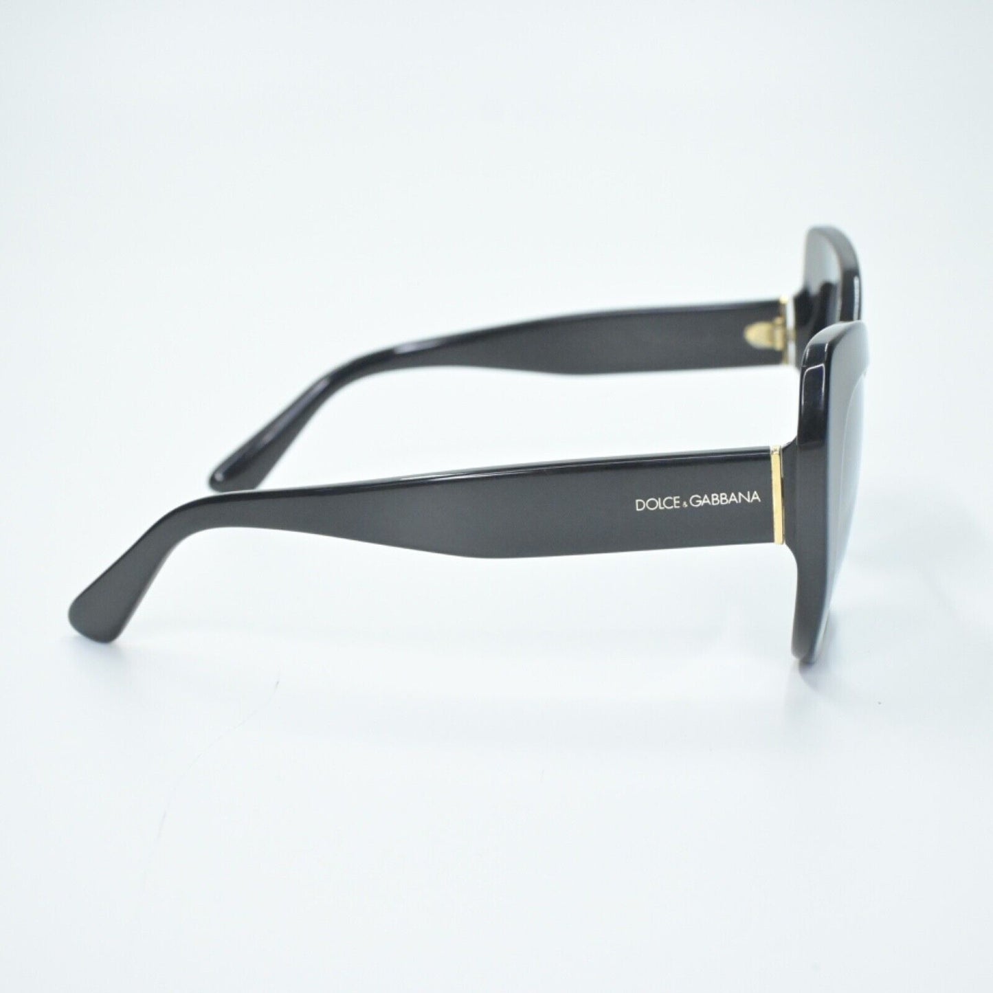 DOLCE GABBANA Sunglasses Black Butterfly Cat Eye Case Gold Metal Bridge Italy